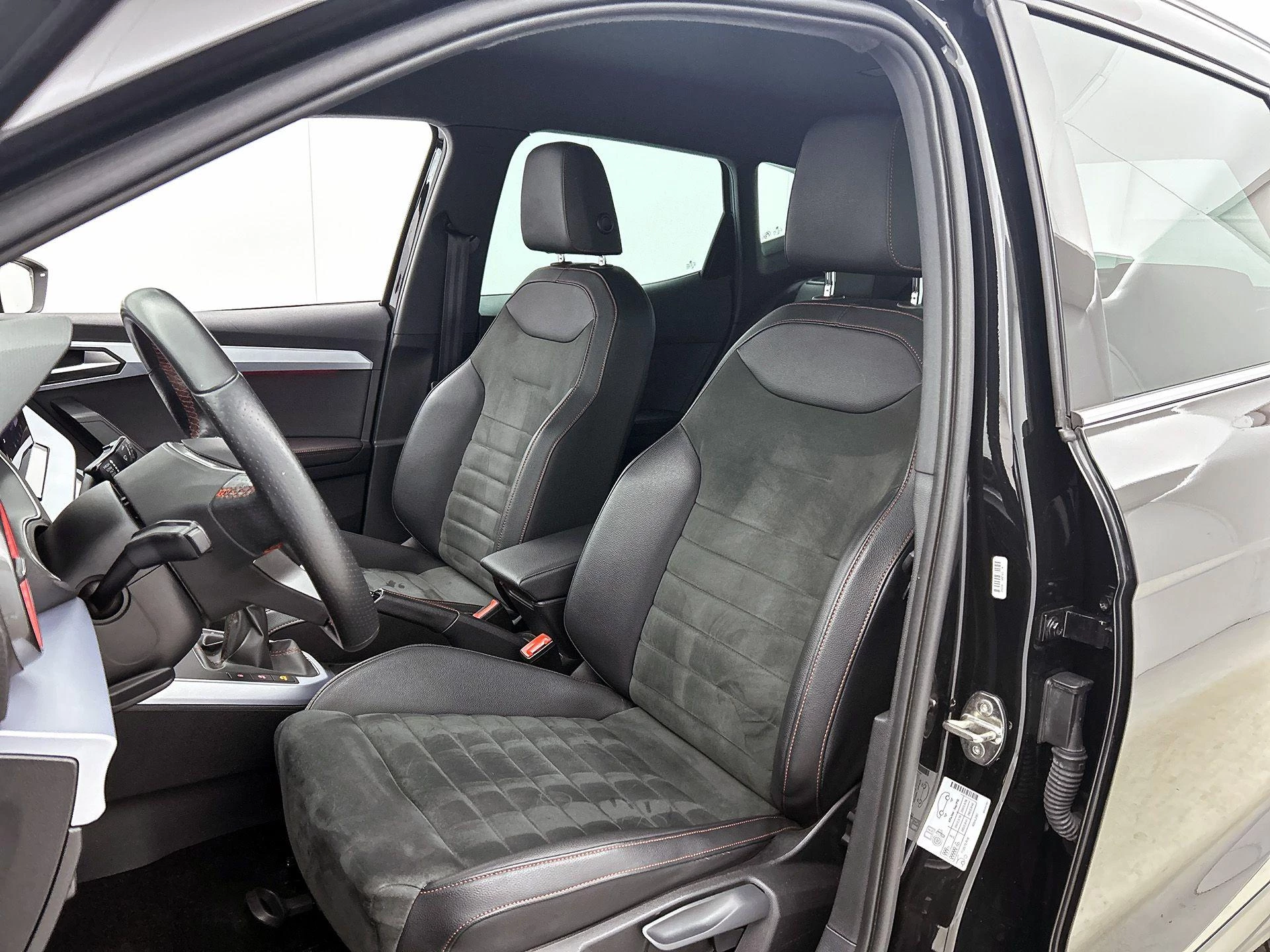SEAT Arona 1.0 TSI FR Business Intense