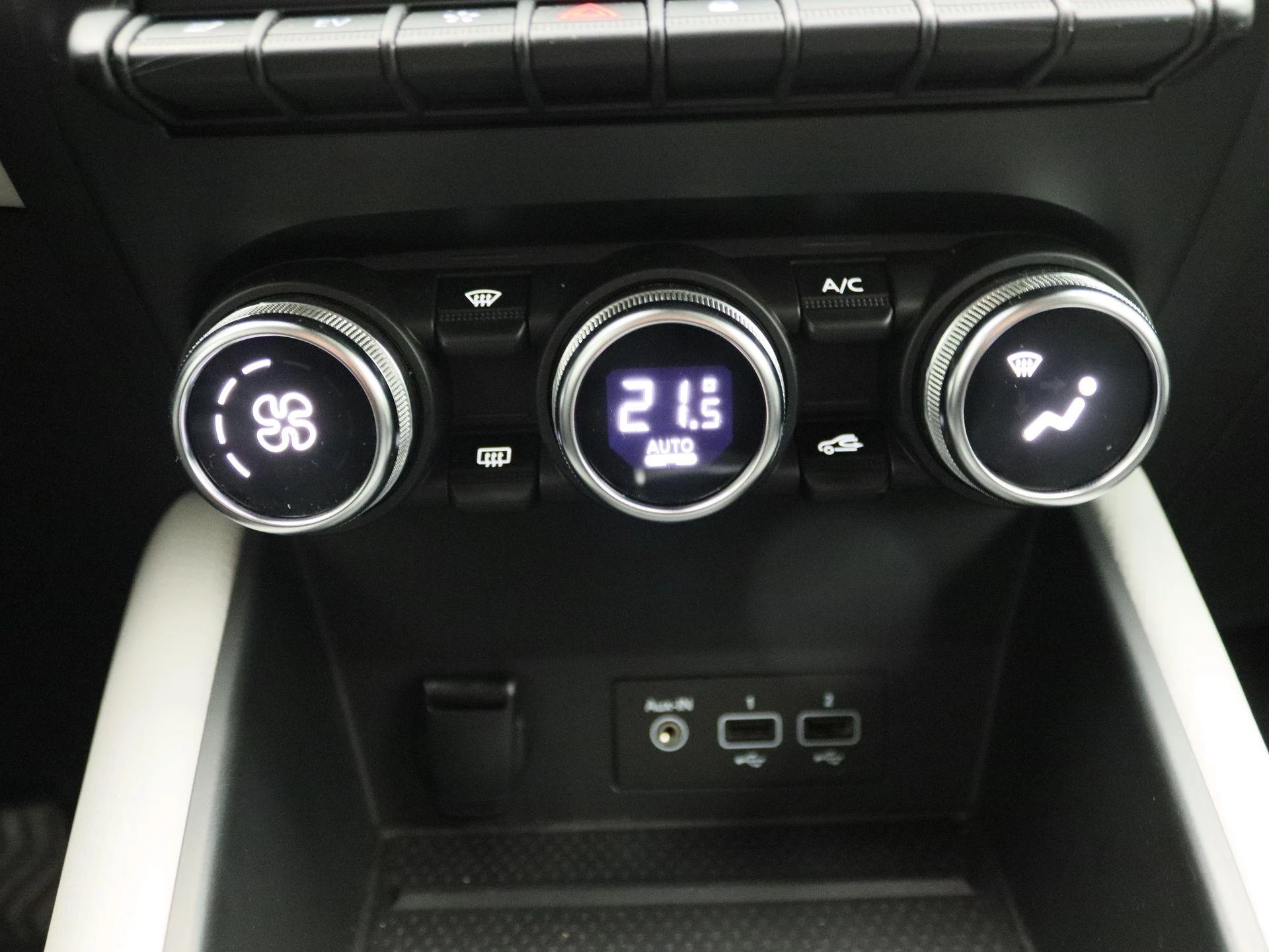 Renault-Captur-image-13