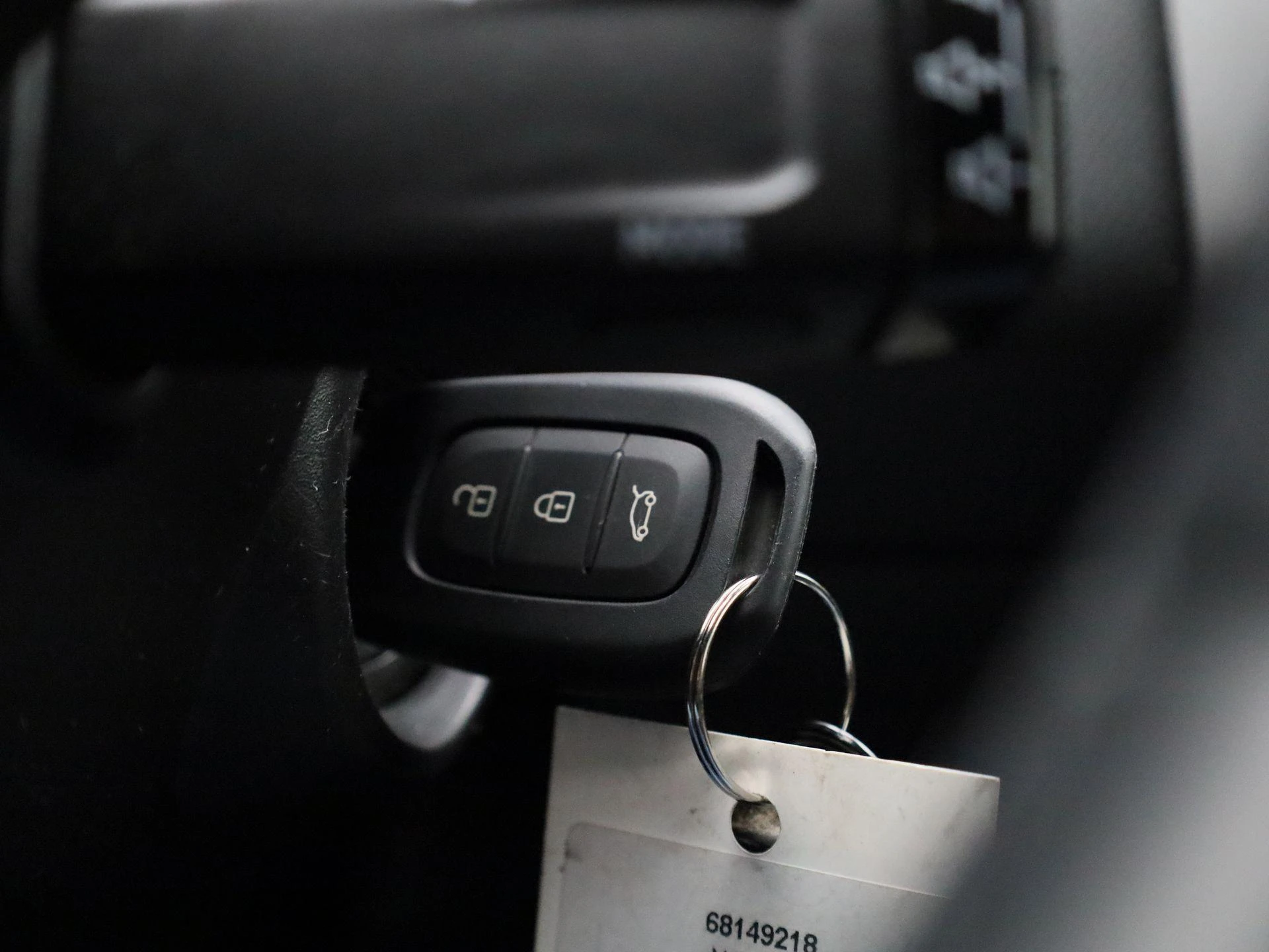 Renault-Clio-image-21