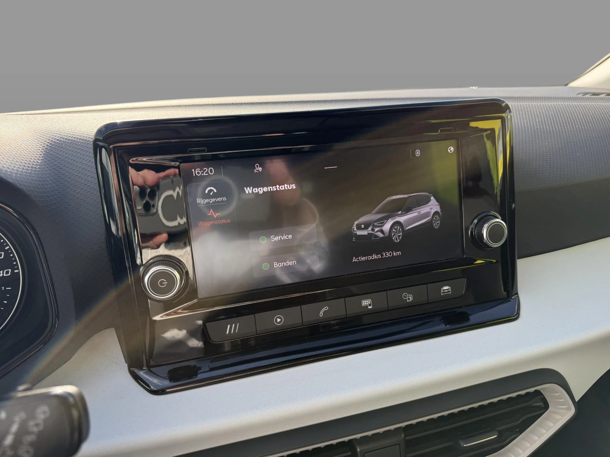 SEAT-Arona-image-11