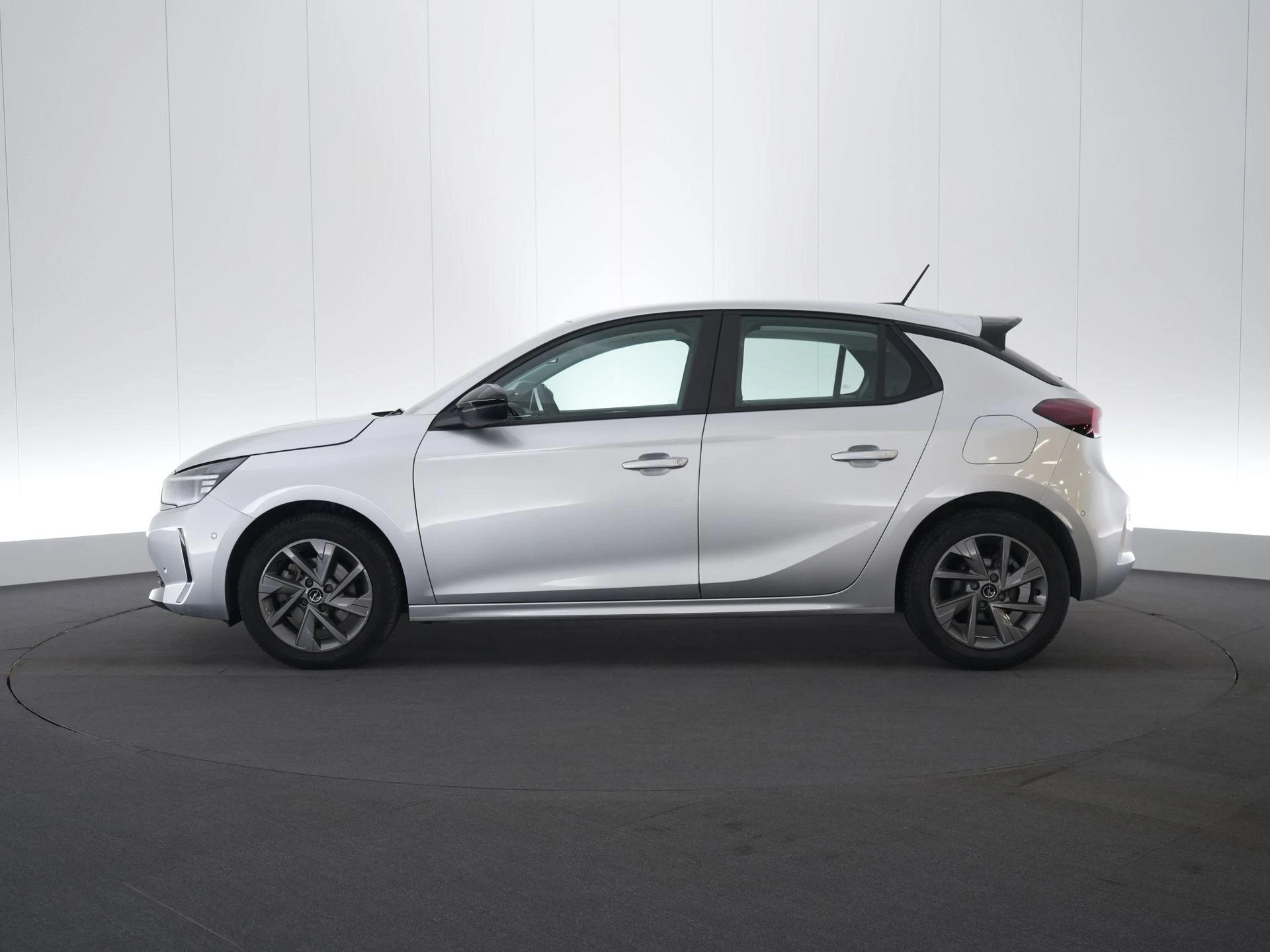 Opel-Corsa-image-3