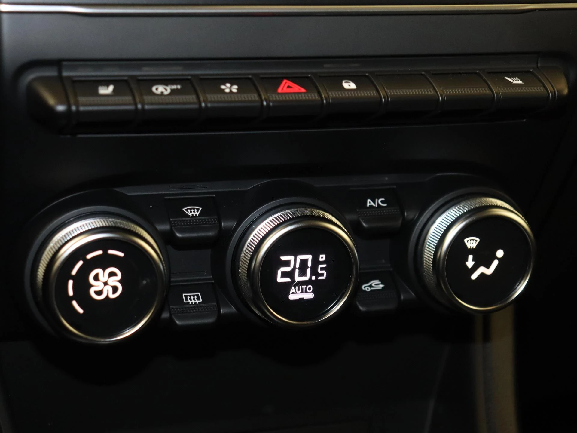 Renault-Captur-image-18