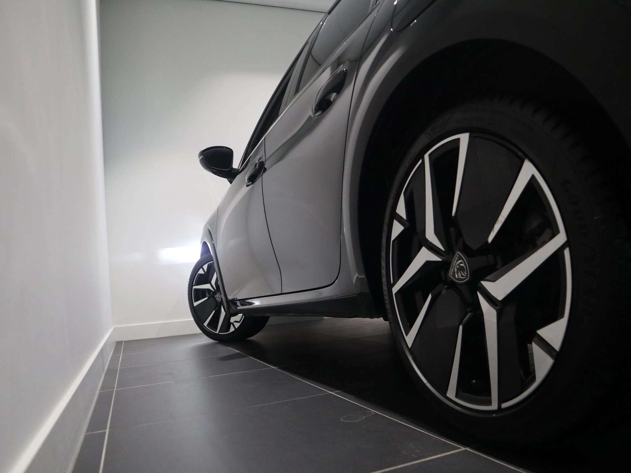 Peugeot-208-image-19