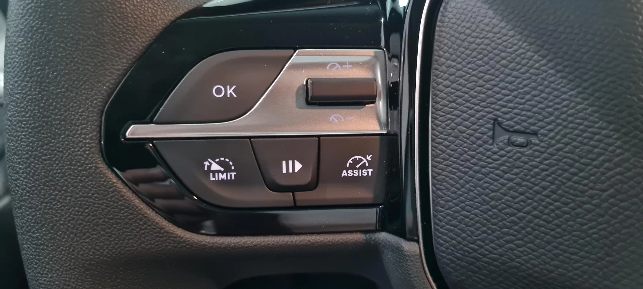 Peugeot-e-Partner-image-11