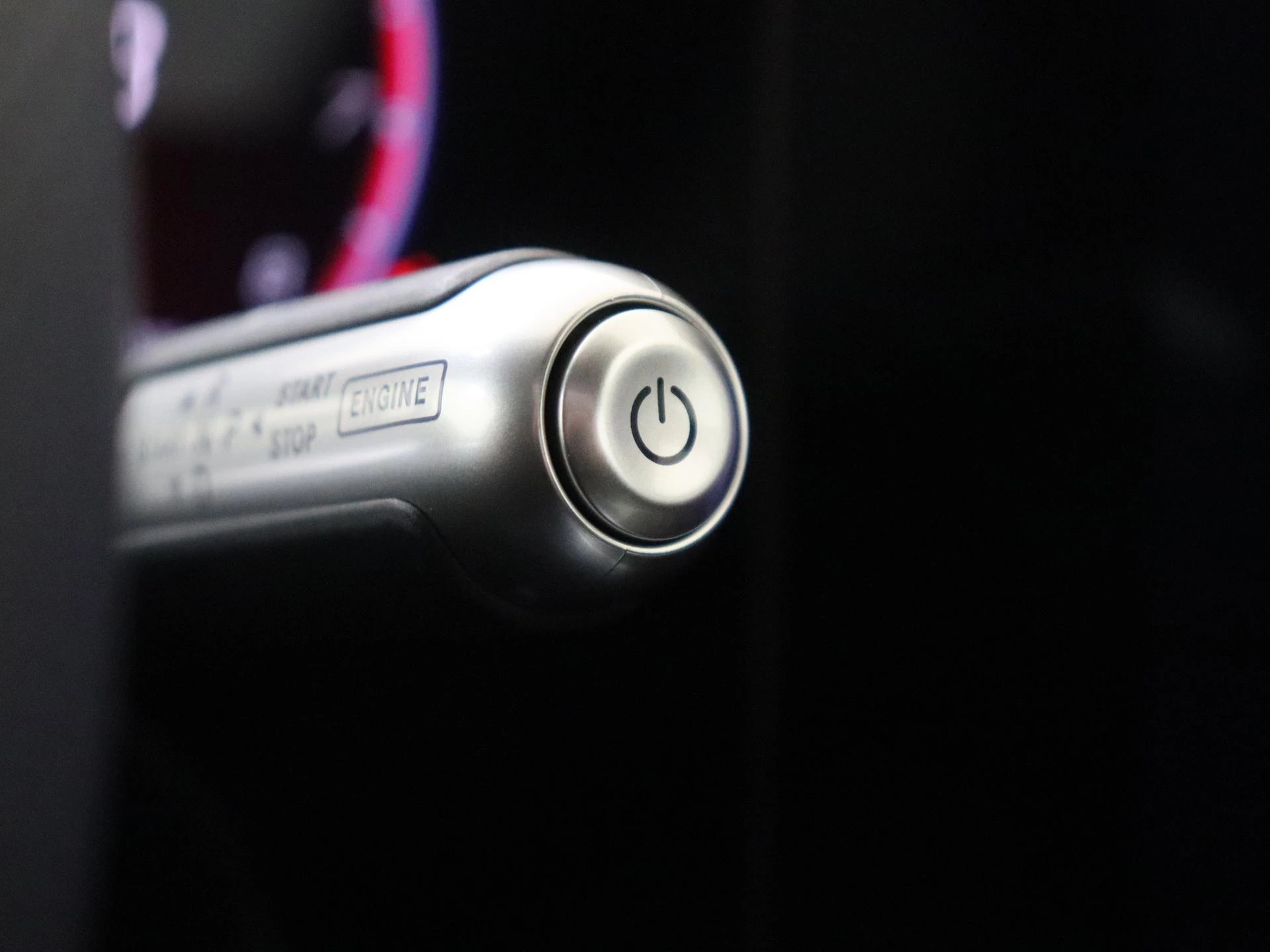 Mercedes-Benz-CLA-image-20