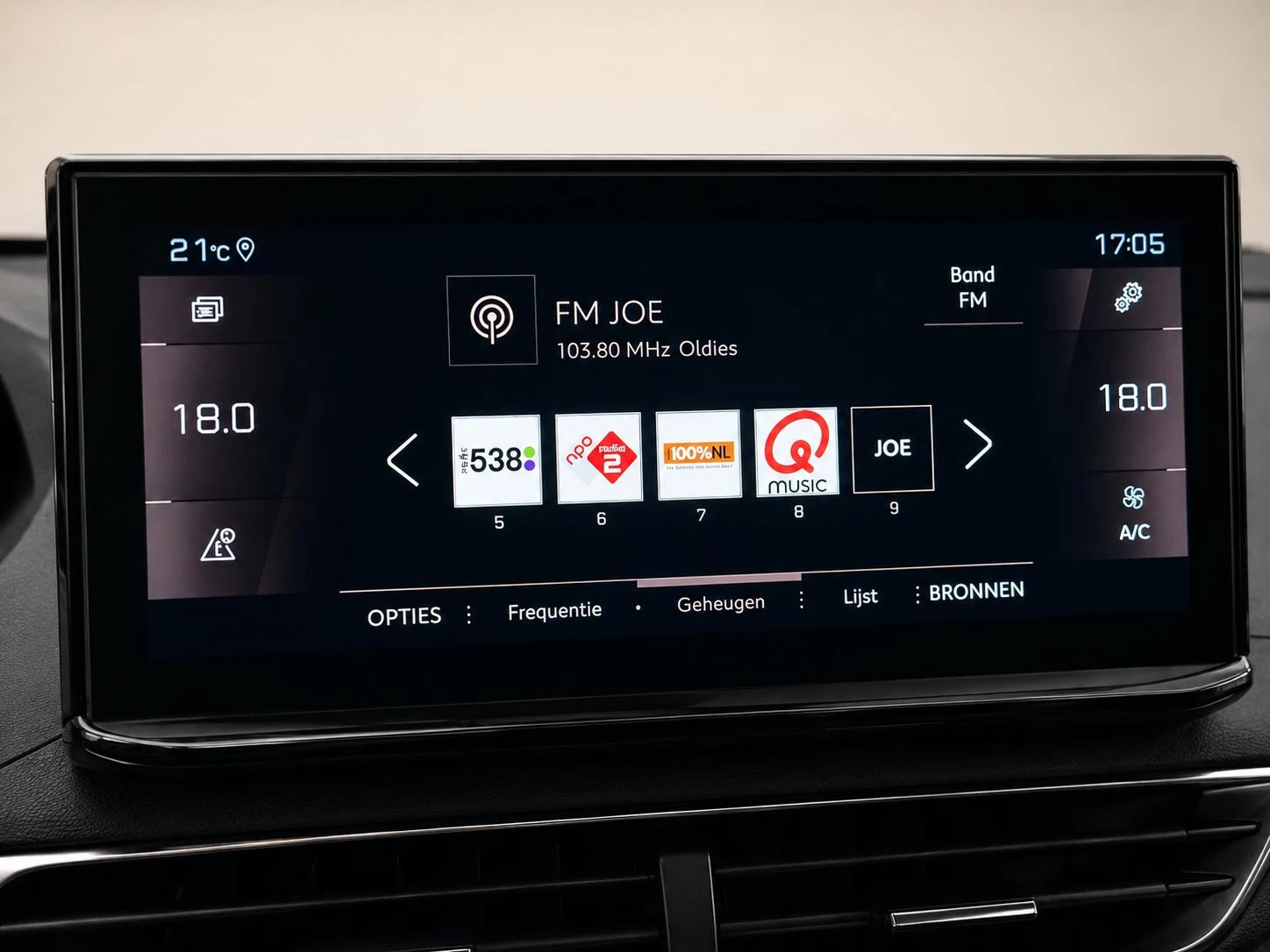 Peugeot-5008-image-9
