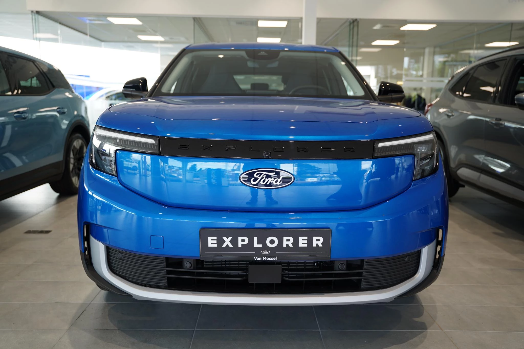 Ford-Explorer EV-image-1