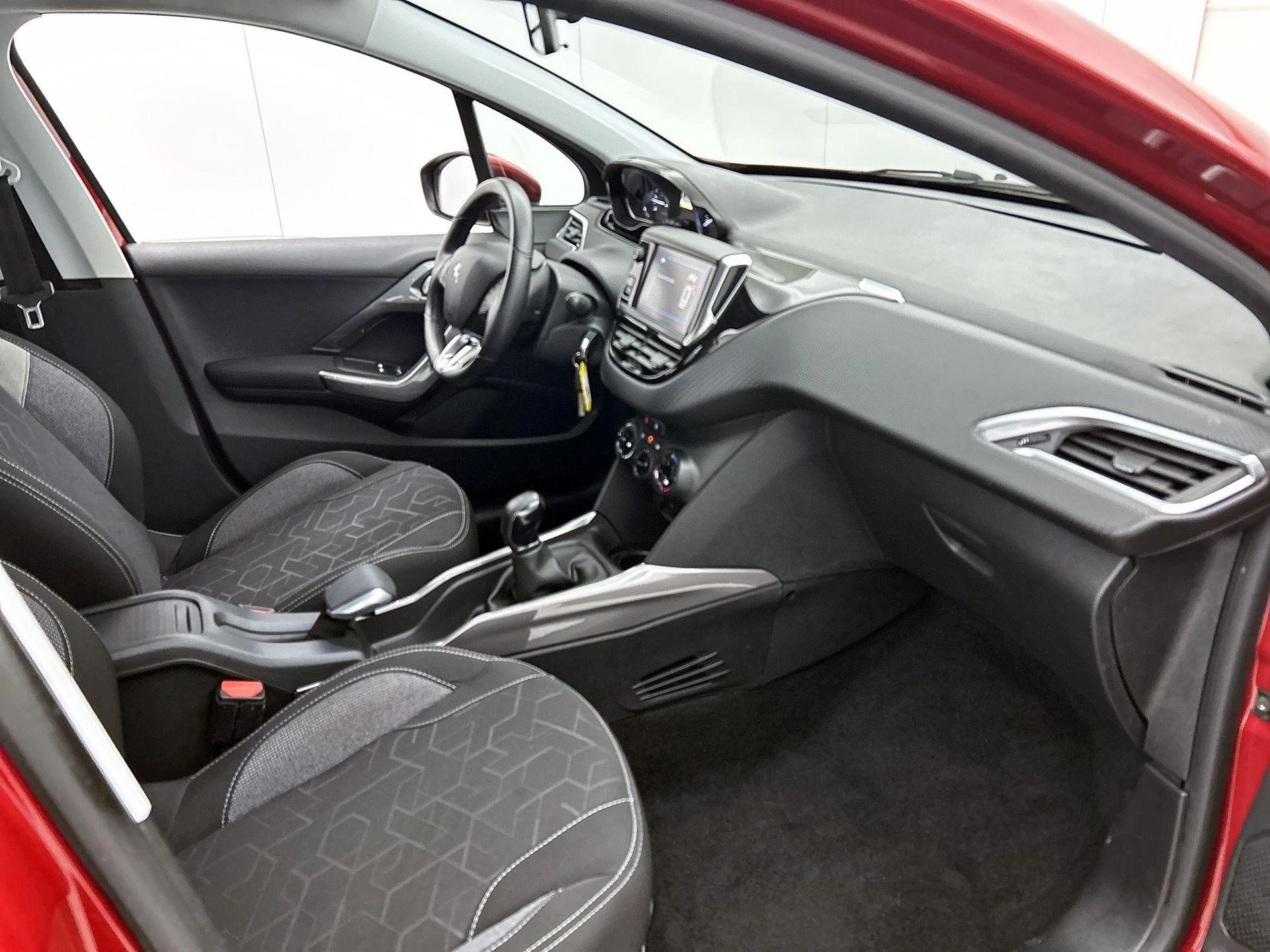 Peugeot-2008-image-19