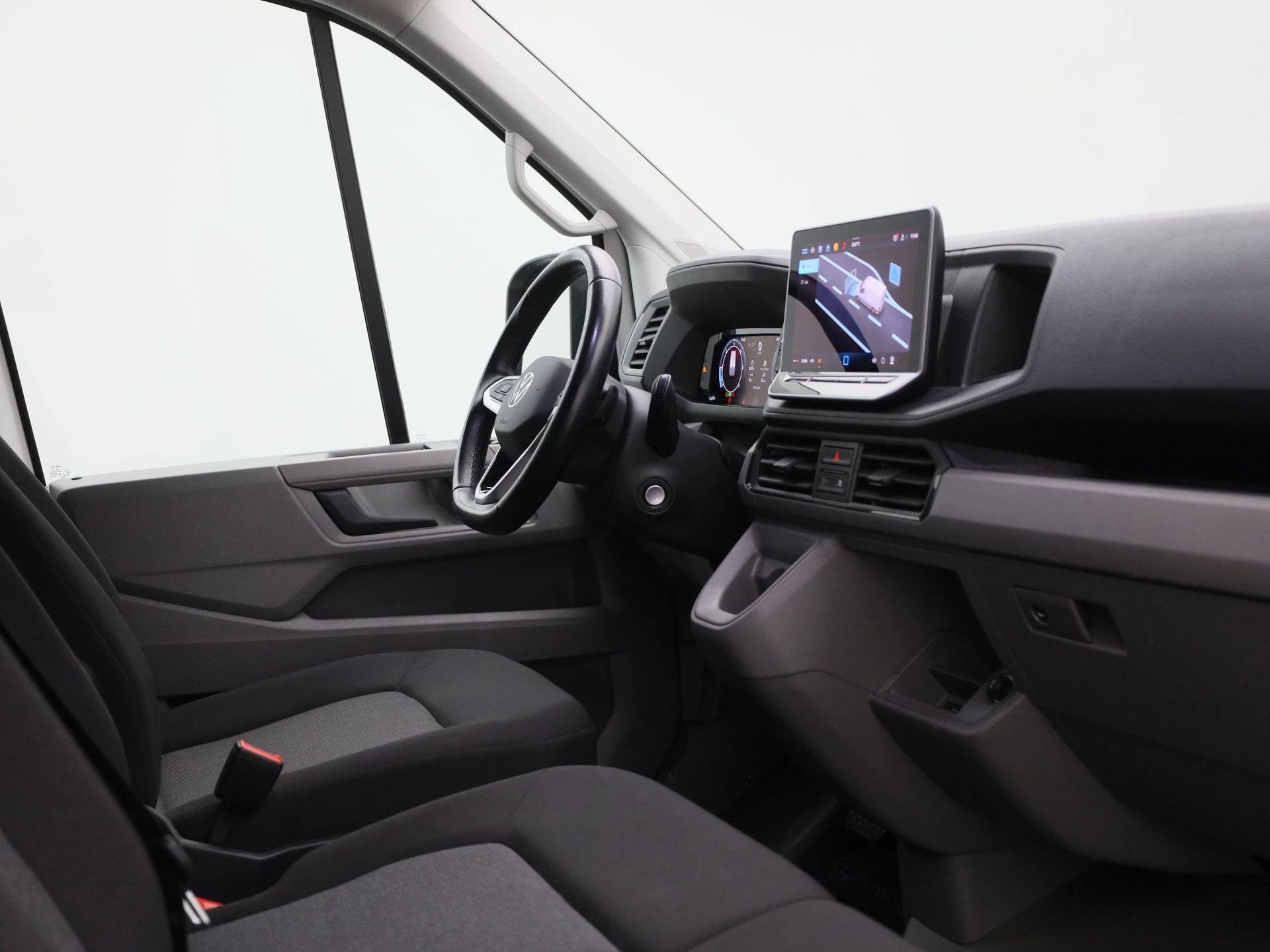 Volkswagen-Crafter-image-36