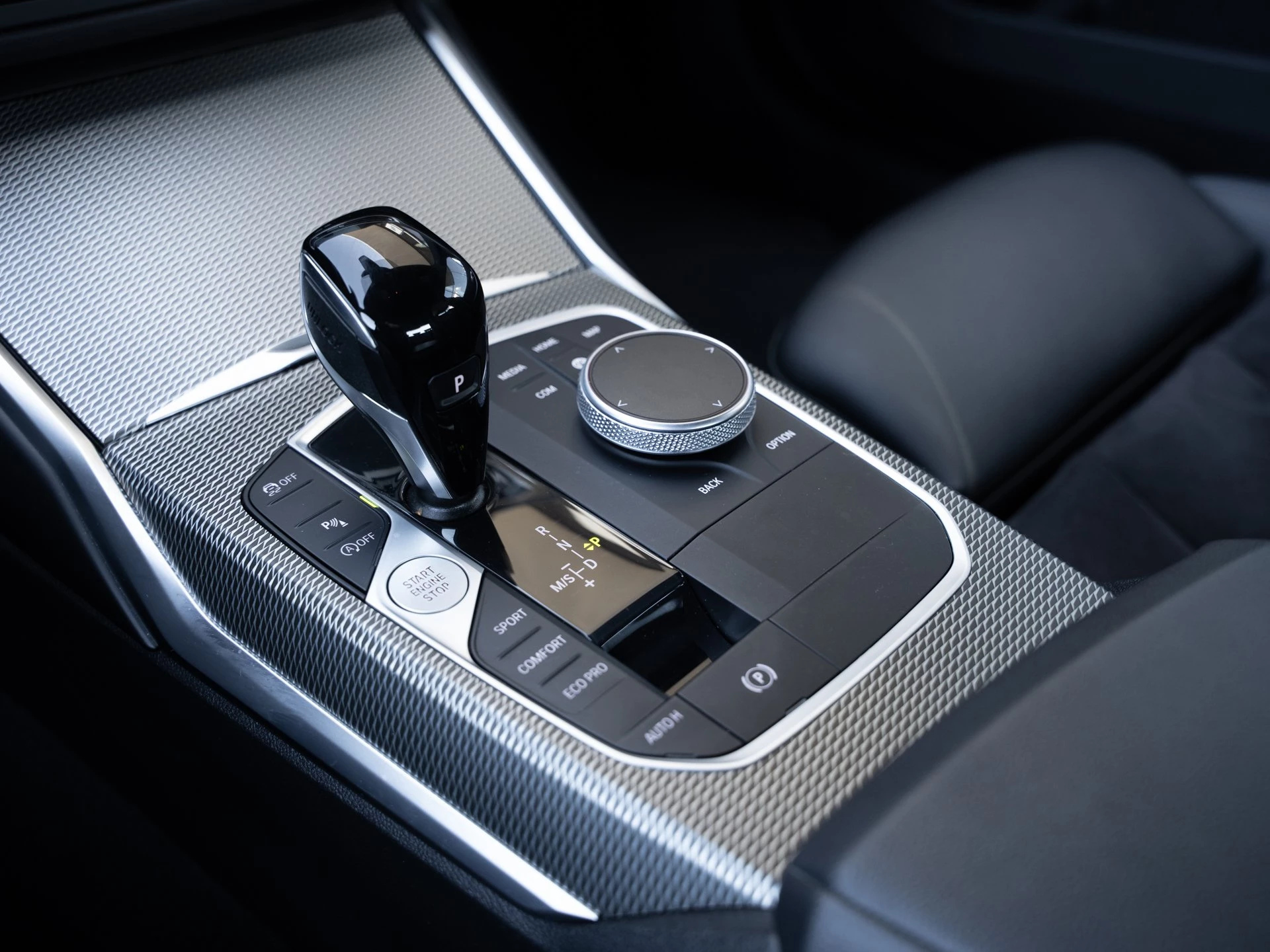 BMW-3er Reihe-image-15