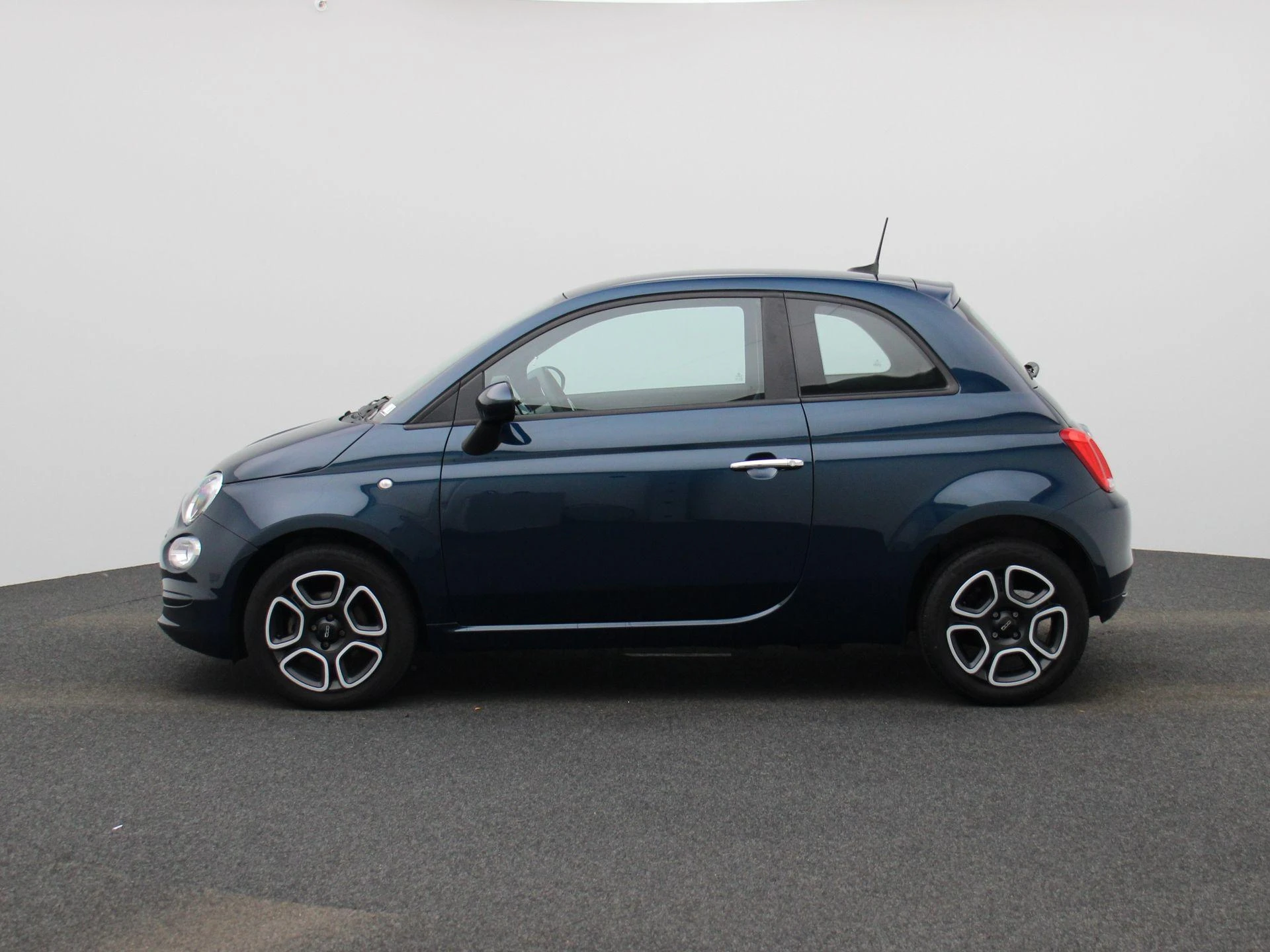 Fiat-500-image-3