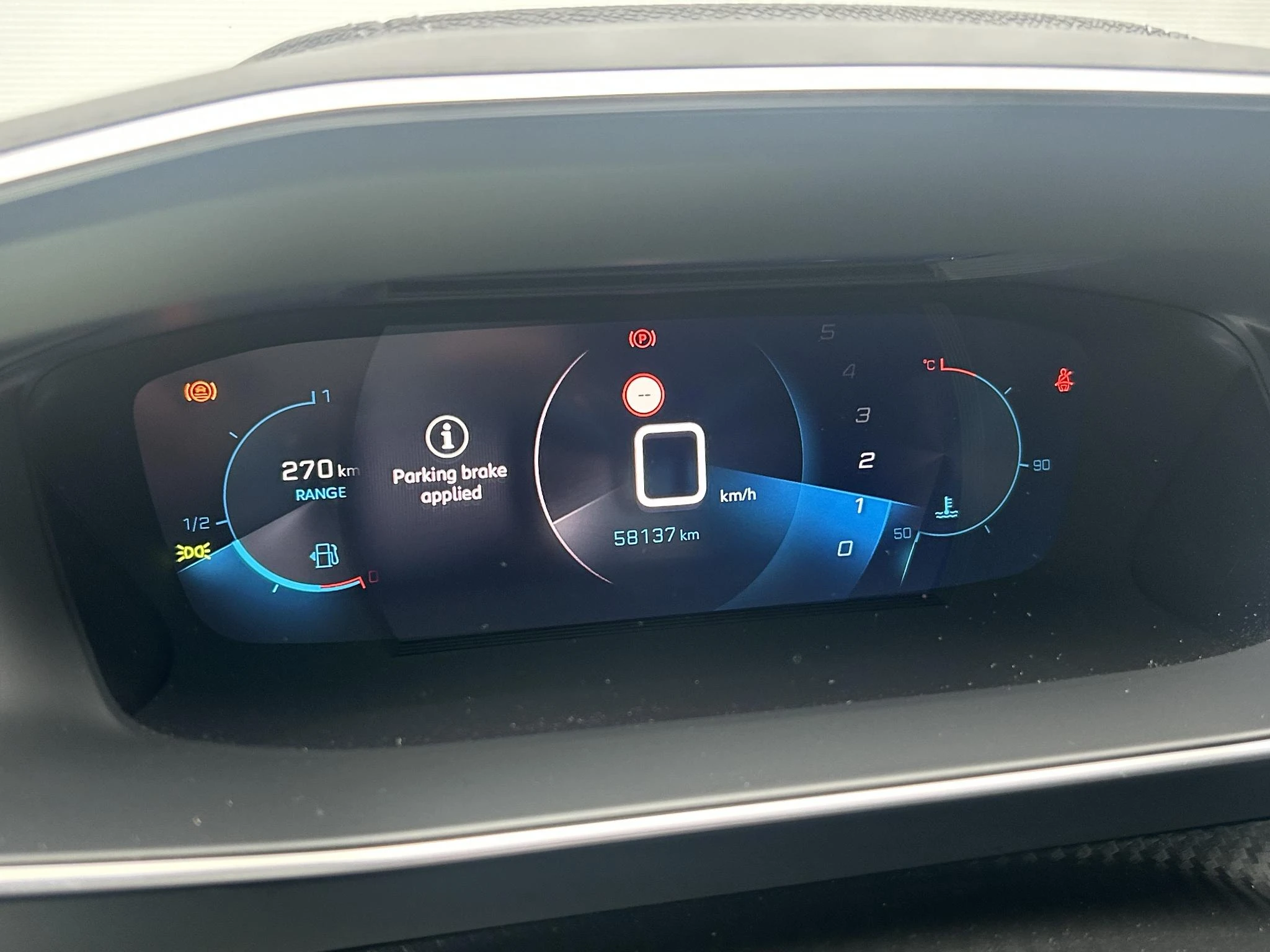 Peugeot-208-image-11