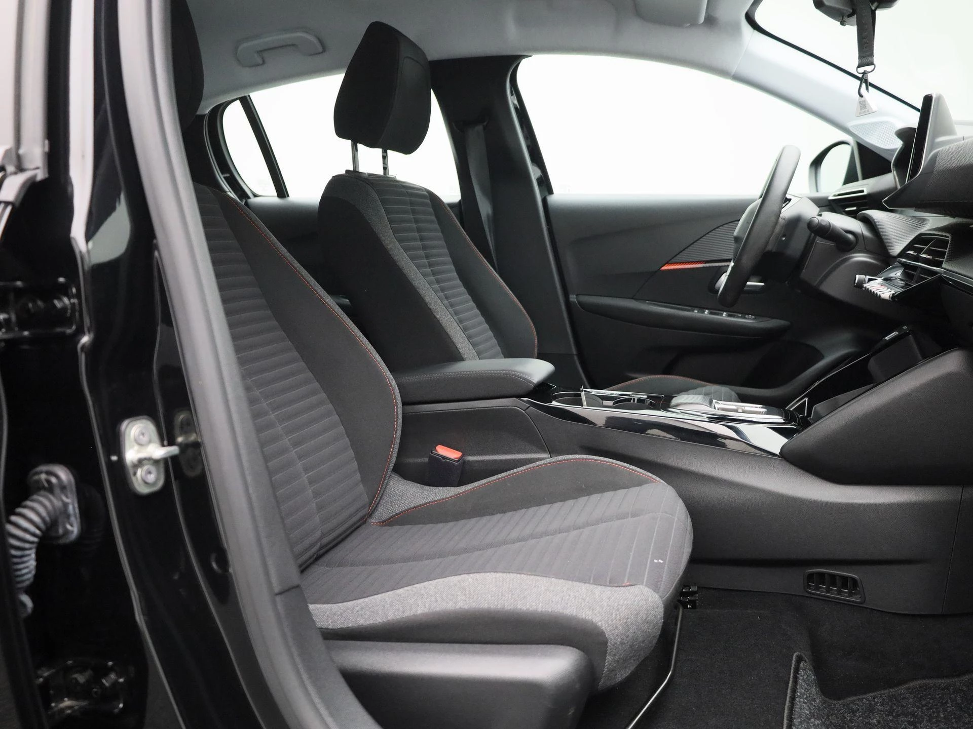 Peugeot e-208 EV Active Pack 50 kWh