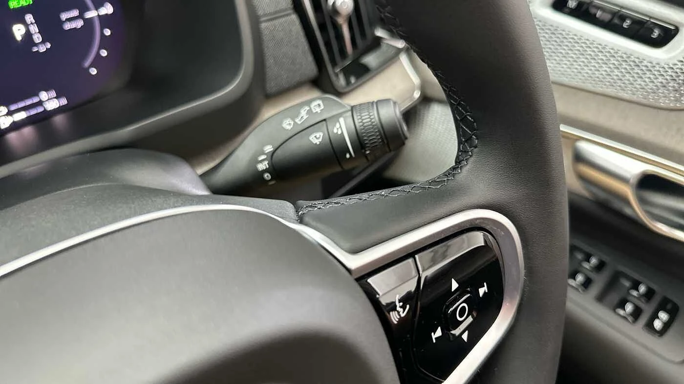 Volvo-XC90-image-31