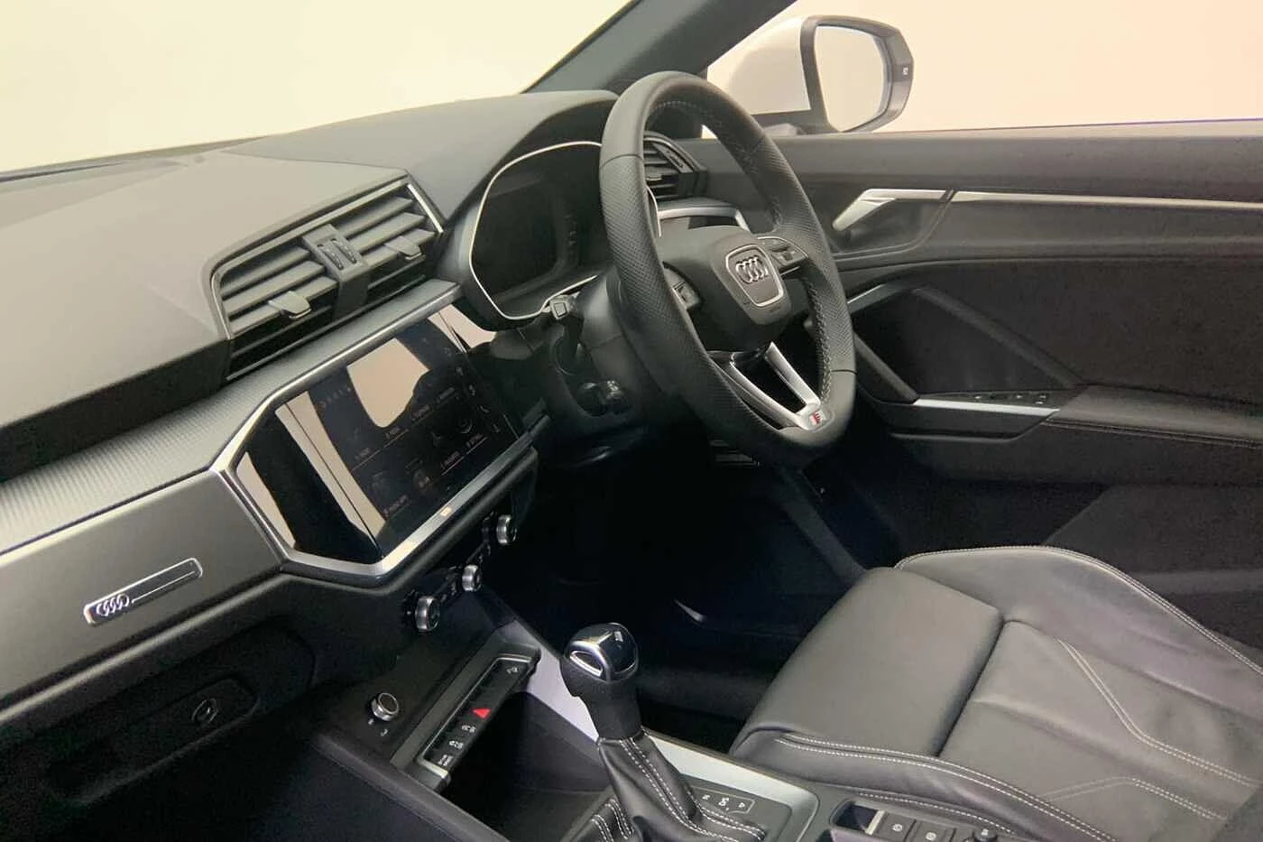 Audi-Q3-image-1