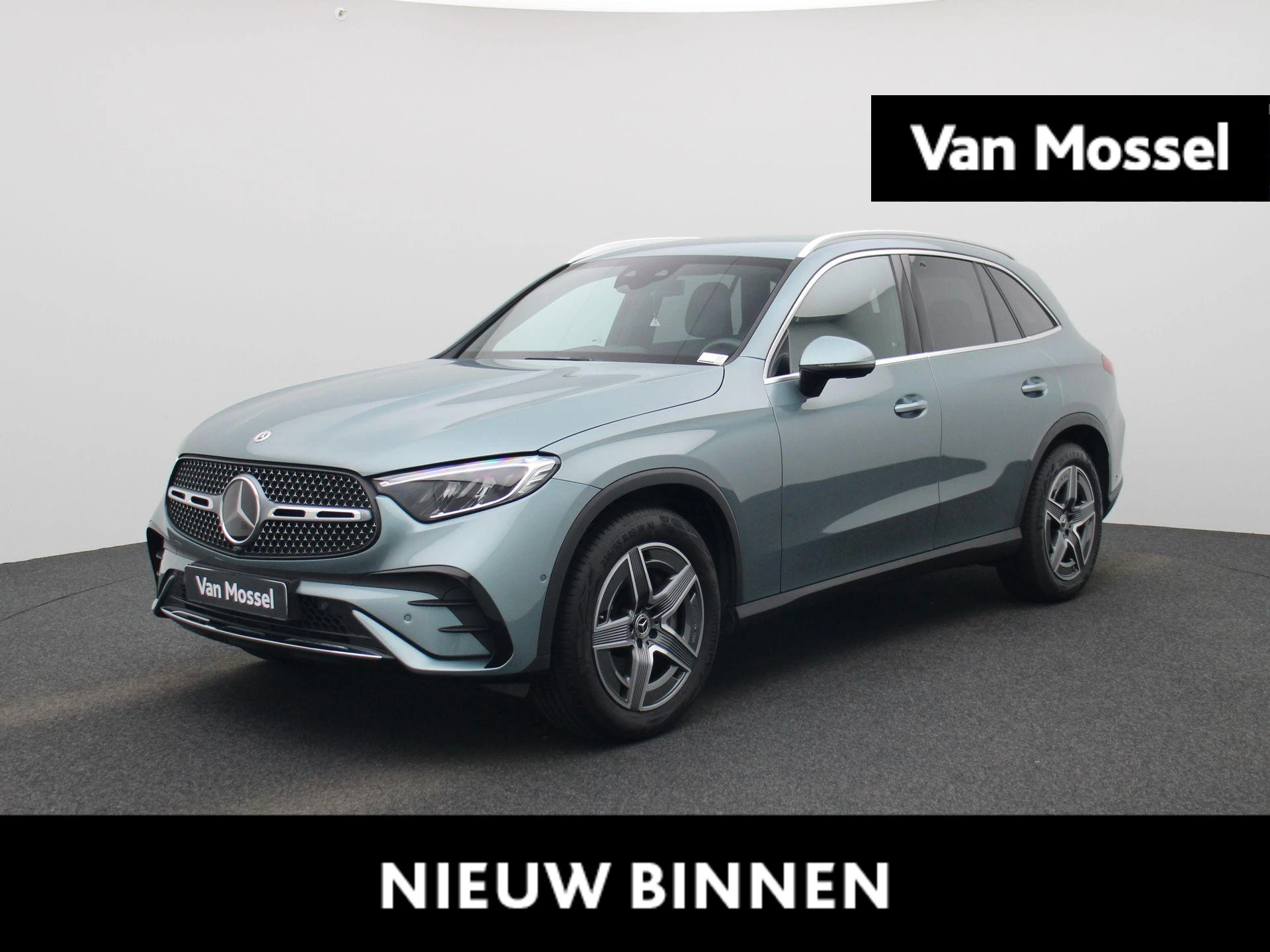 Mercedes-Benz-GLC-image-0