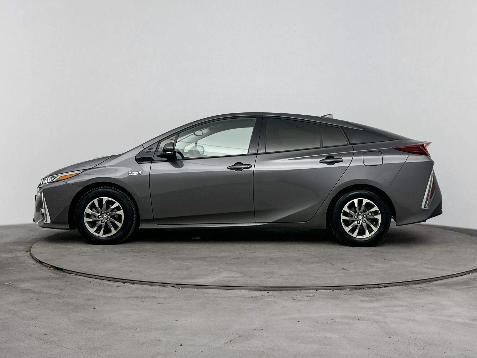 Toyota-Prius-image-1