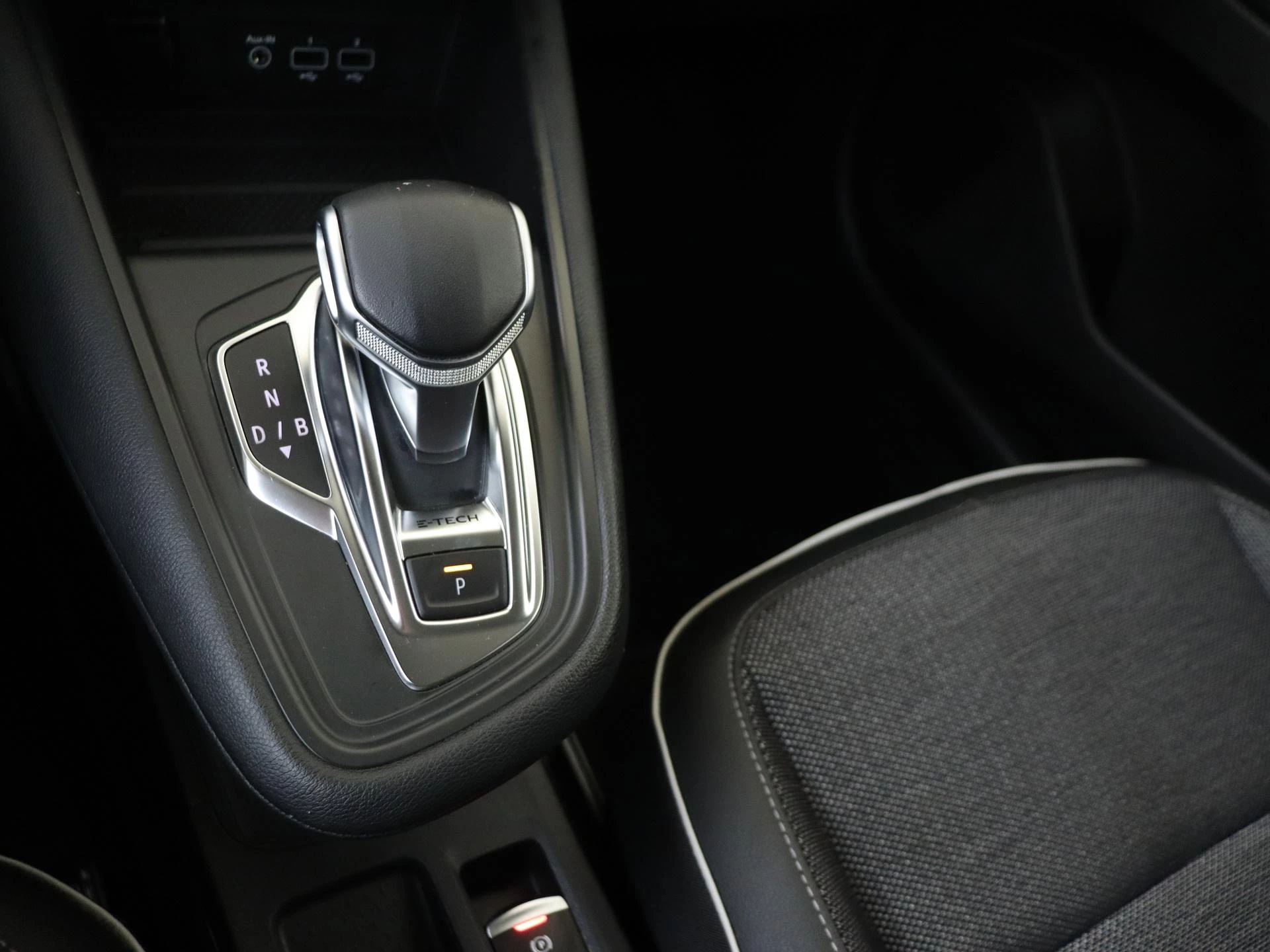 Renault-Captur-image-15