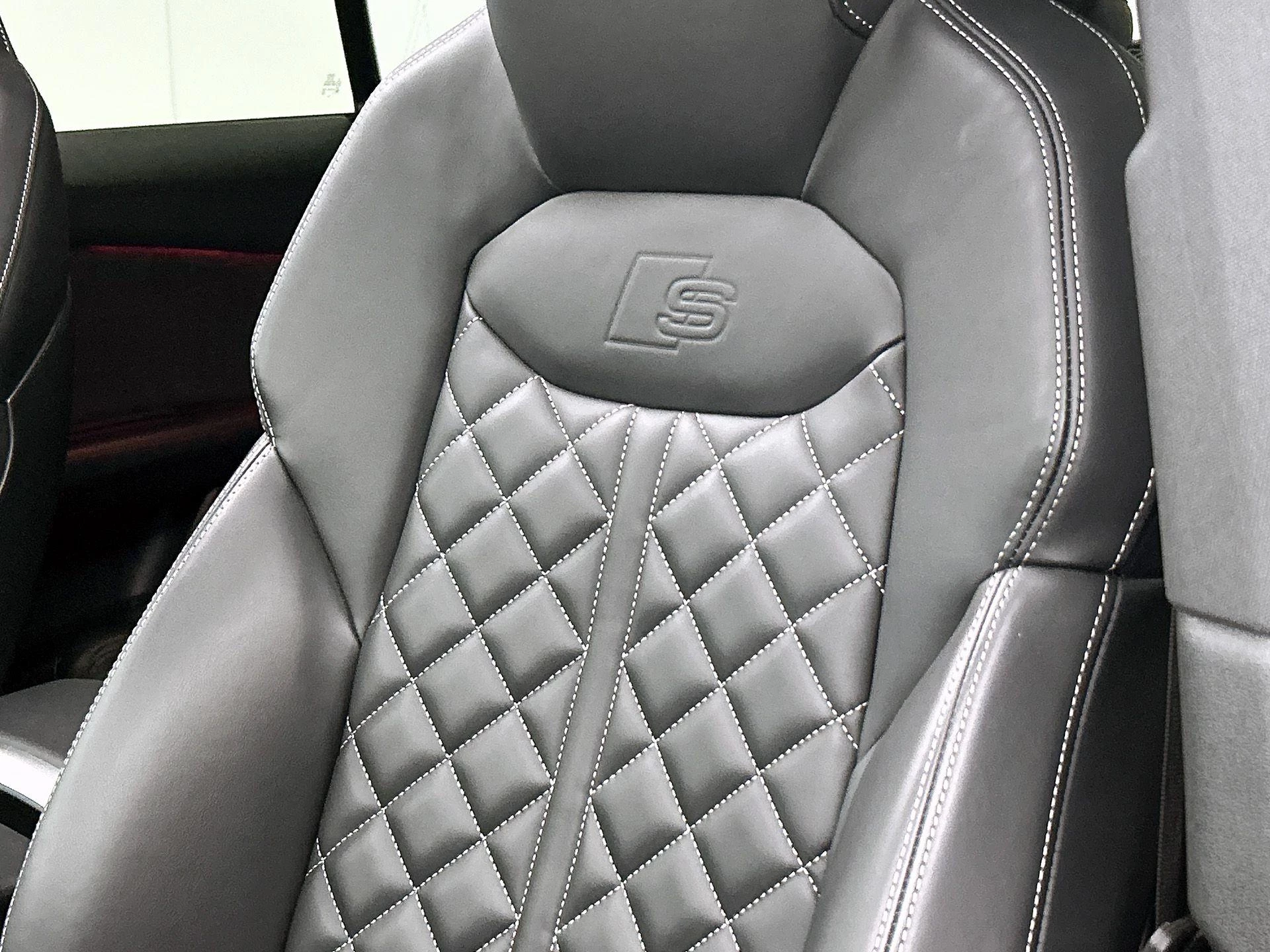 Audi Q8 60 TFSI e quattro Pro Line S Competition