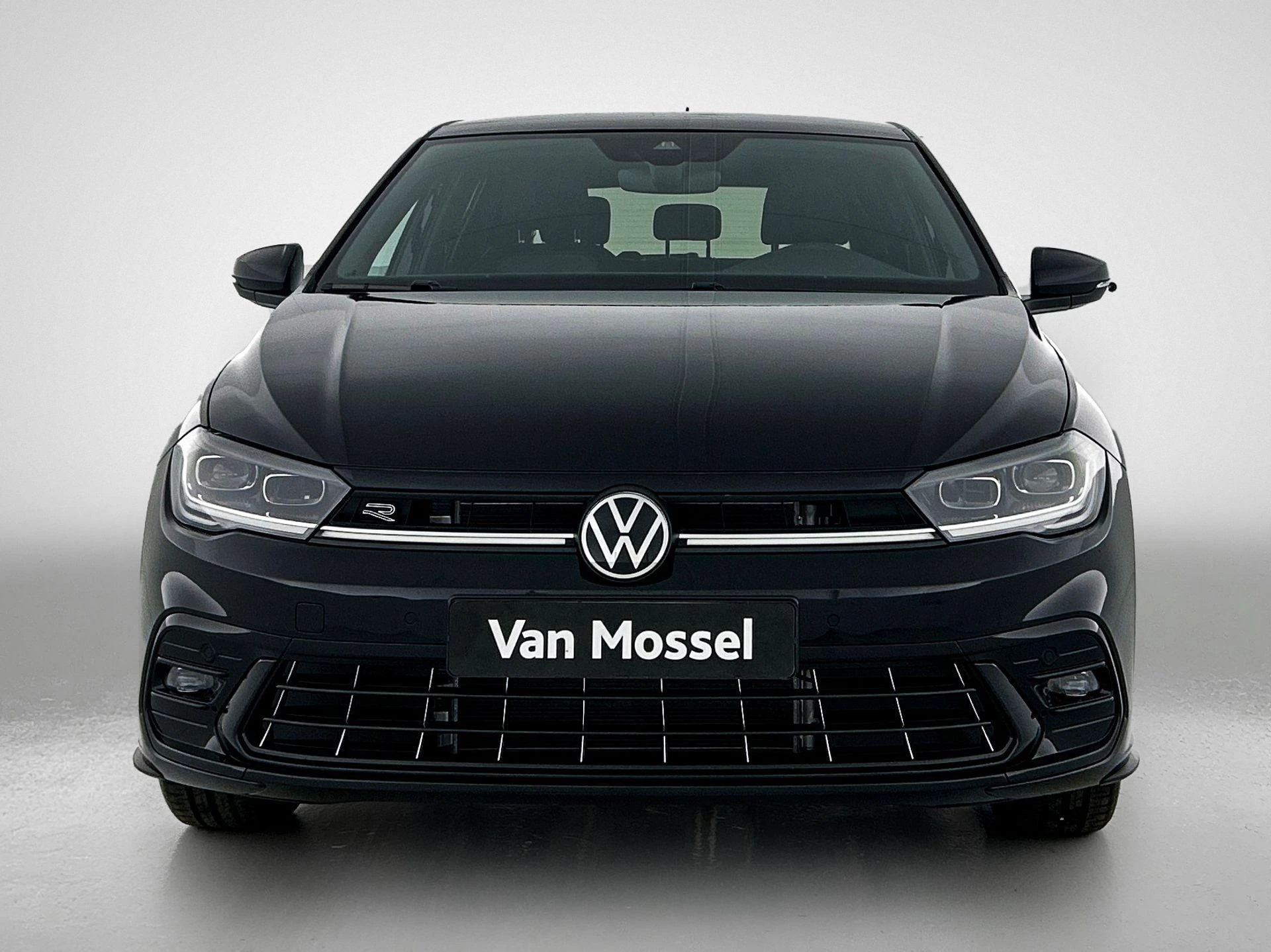 Volkswagen-Polo-image-3