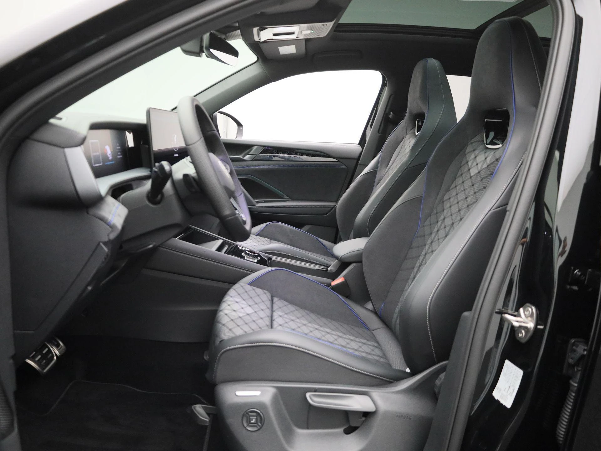 Volkswagen-Tayron-image-9