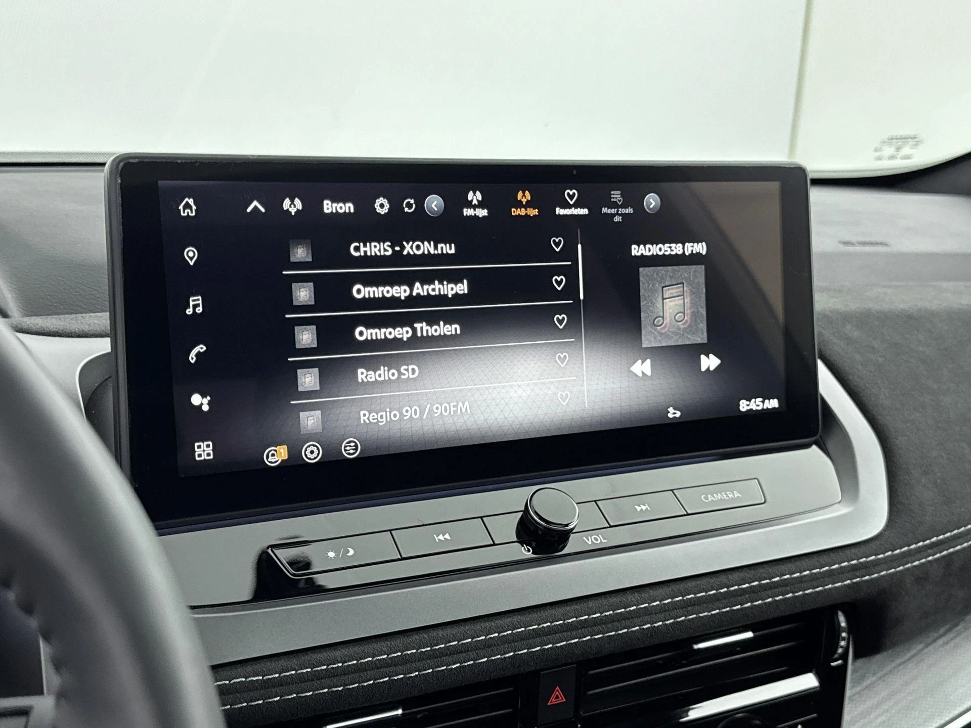Nissan-QASHQAI-image-17