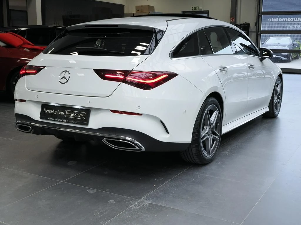 Mercedes-Benz-CLA 250-image-5