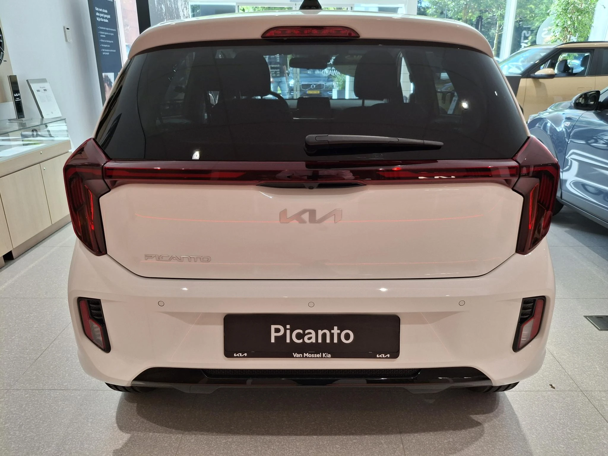 Kia-Picanto-image-6