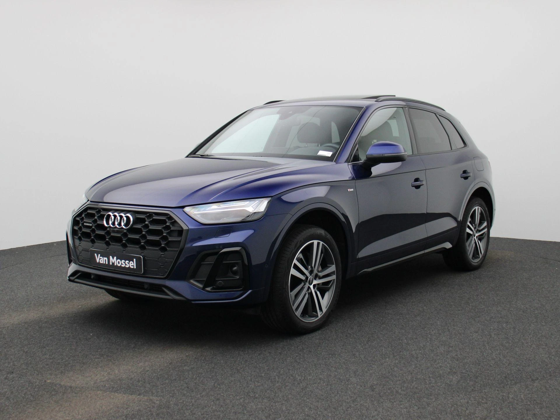 Audi-Q5-image-0