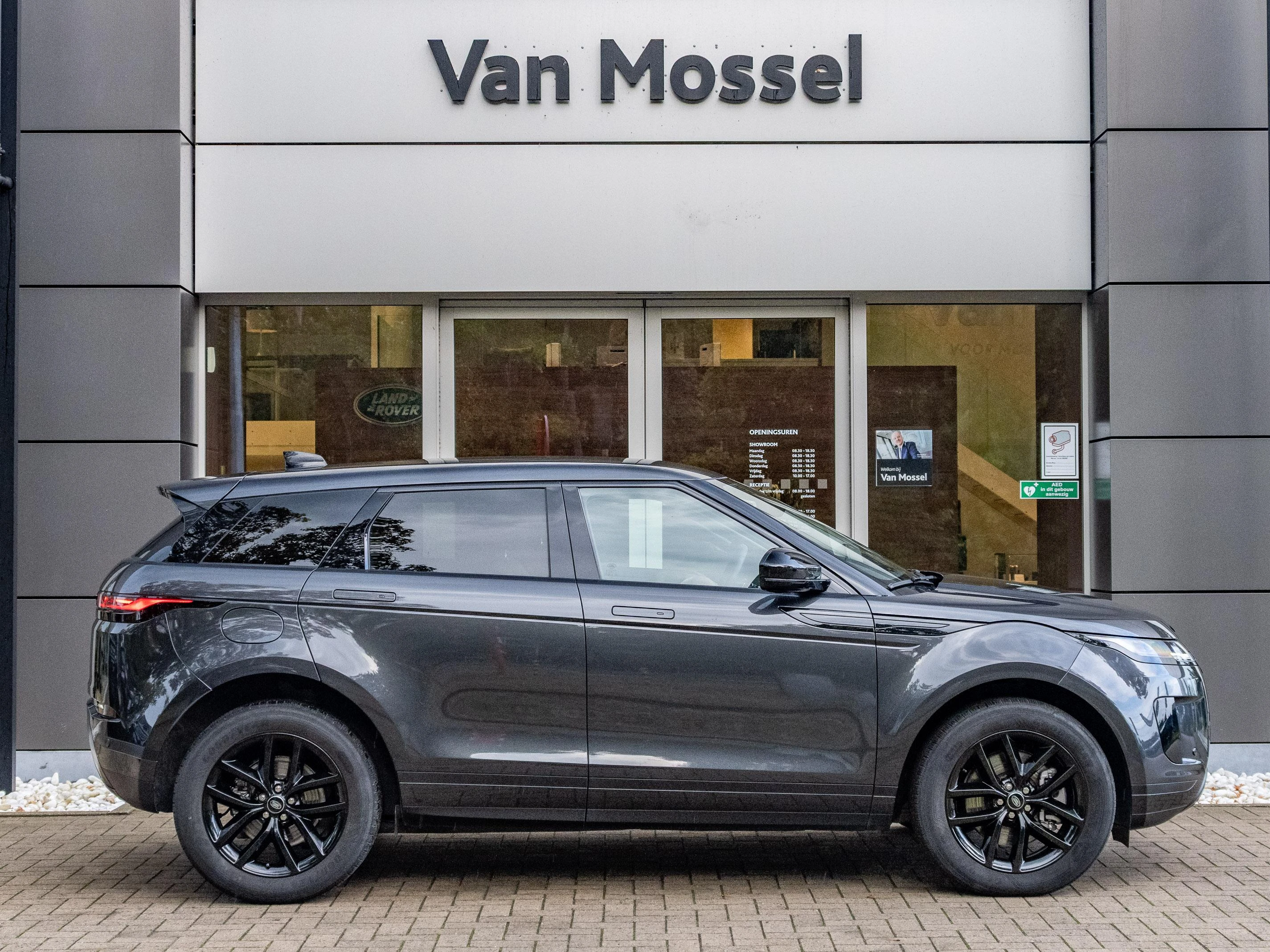 Land Rover-Range Rover Evoque-image-6