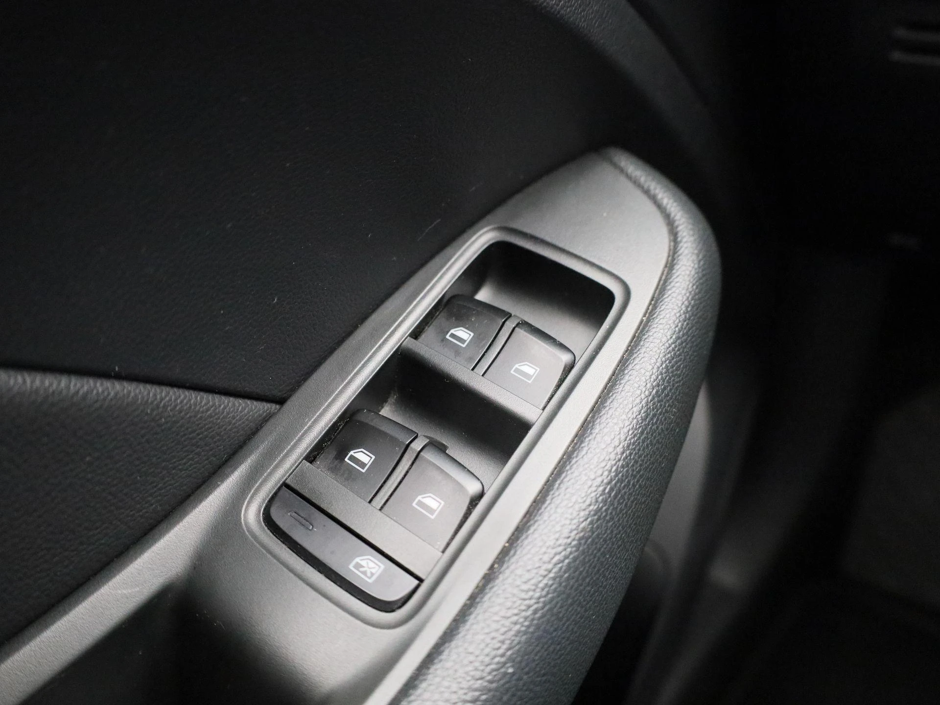 MG-ZS EV-image-21