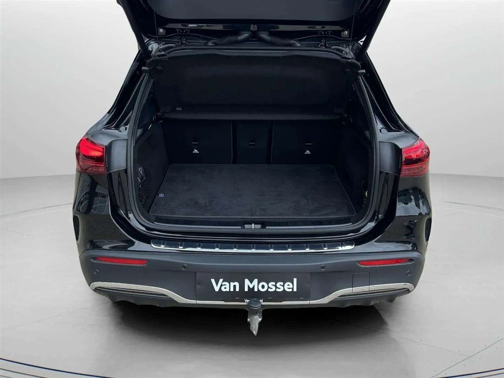 Mercedes-Benz-EQA-image-25