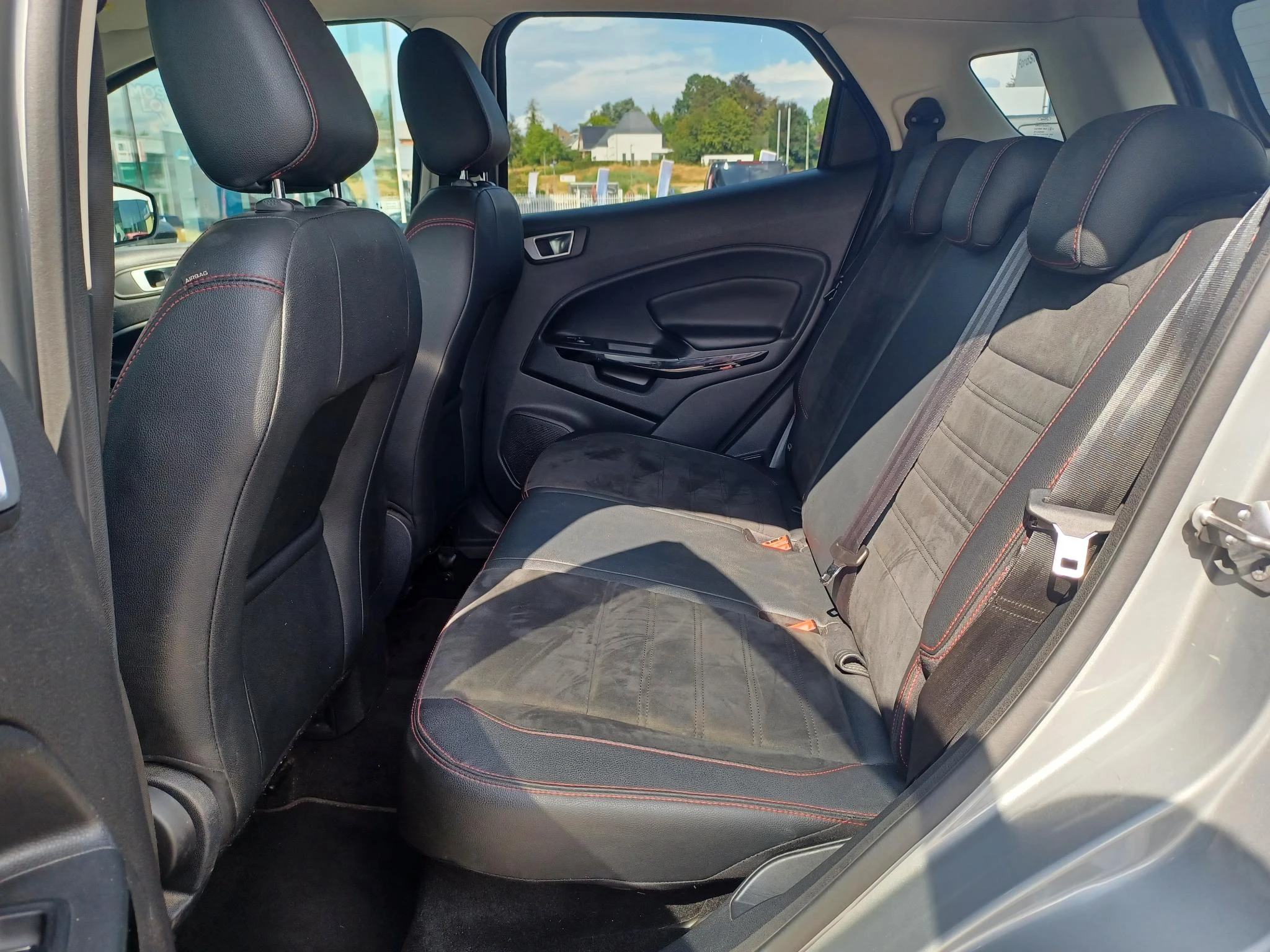 Ford-EcoSport-image-8