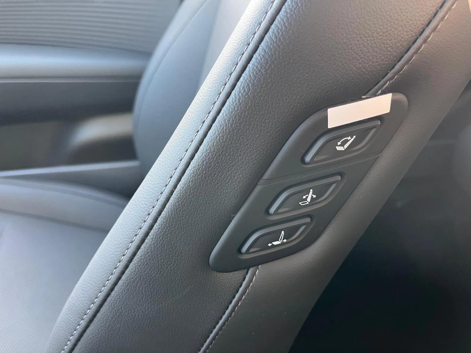 Hyundai-IONIQ 6-image-16