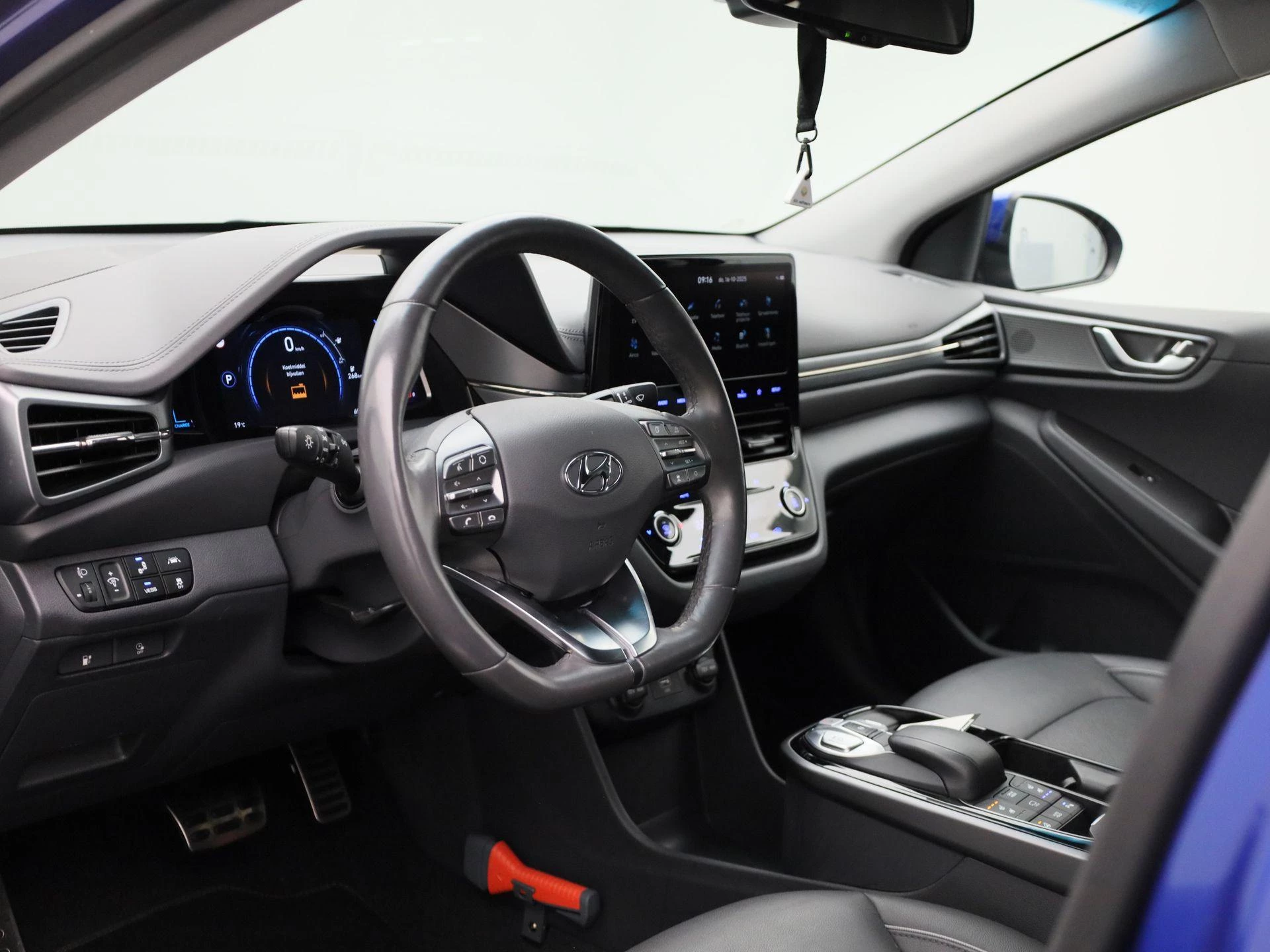 Hyundai-IONIQ-image-31