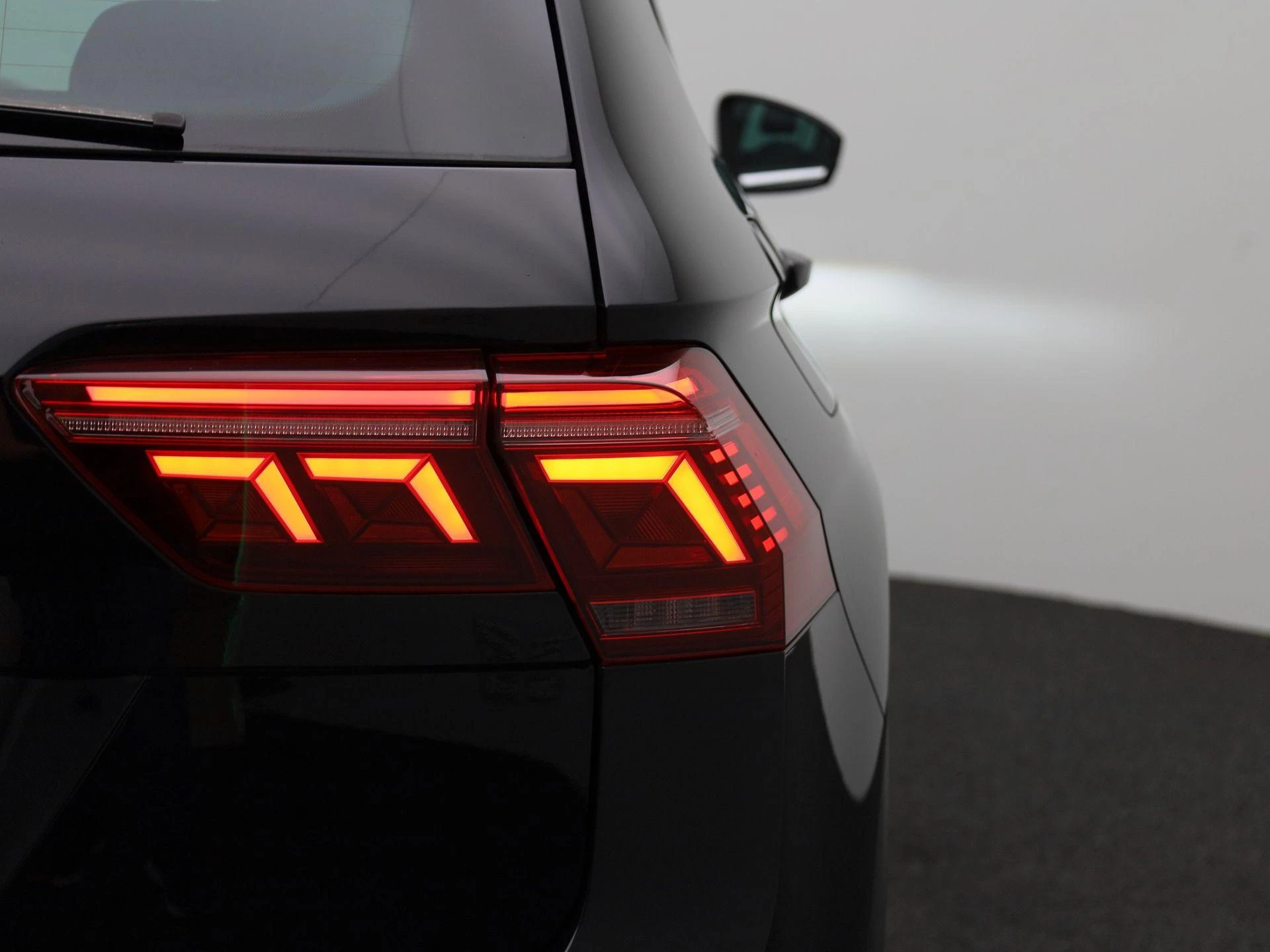 Volkswagen-Tiguan-image-42