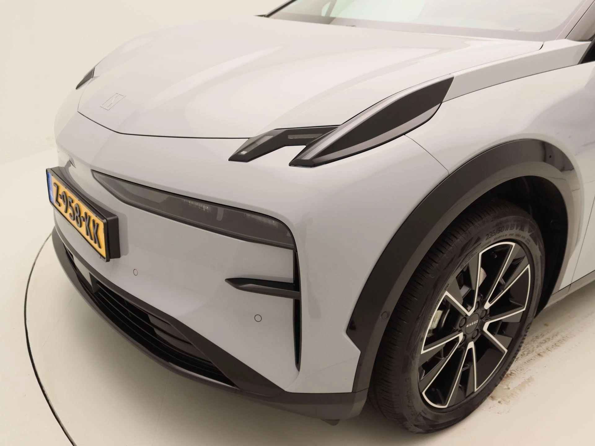 Zeekr X RWD Long Range 69 kWh