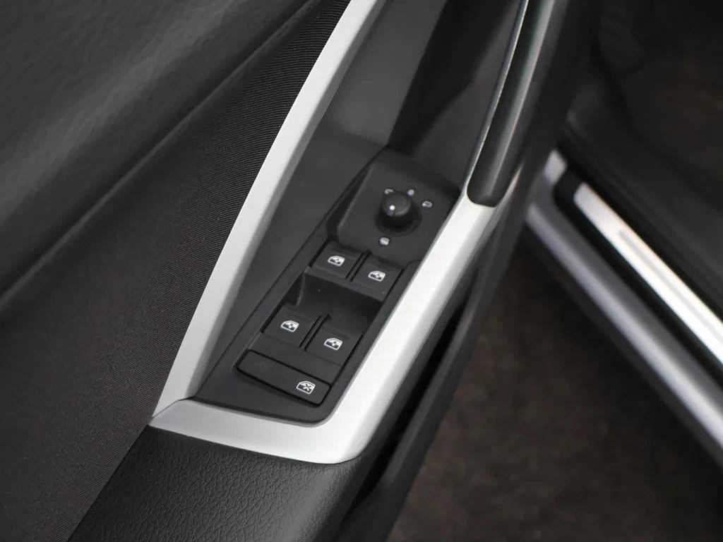 Audi-Q3-image-19