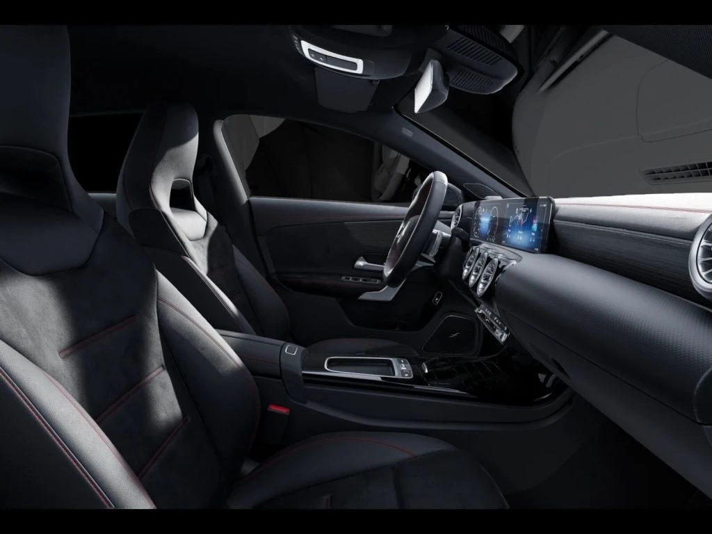 Mercedes-Benz-CLA 200 d-image-10