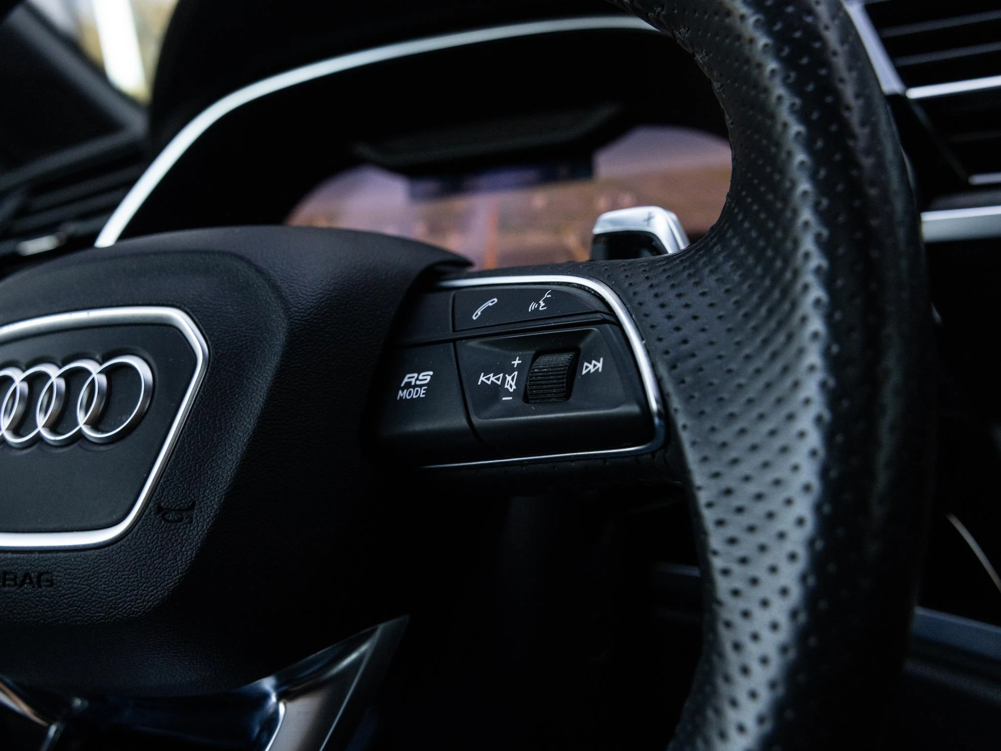Audi-RSQ3-image-36