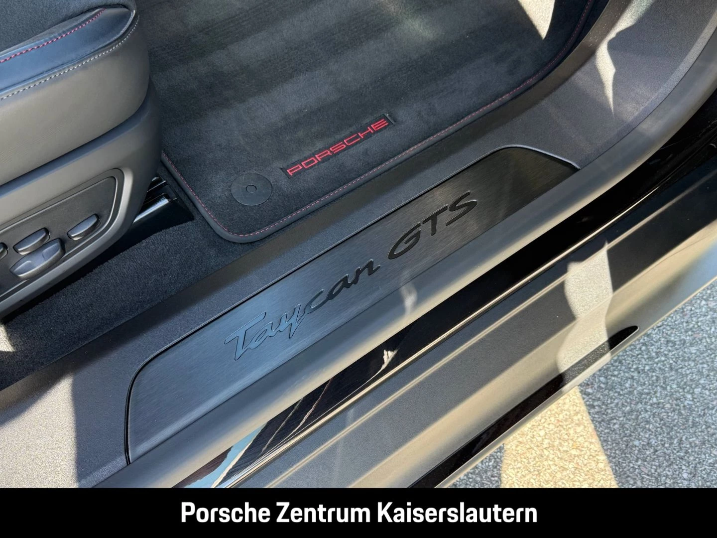 Porsche Taycan GTS HA-Lenkung InnoDrive Head-Up BOSE gts