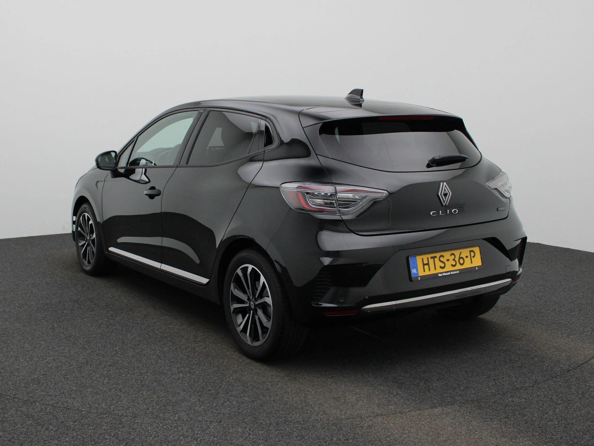 Renault-Clio-image-1
