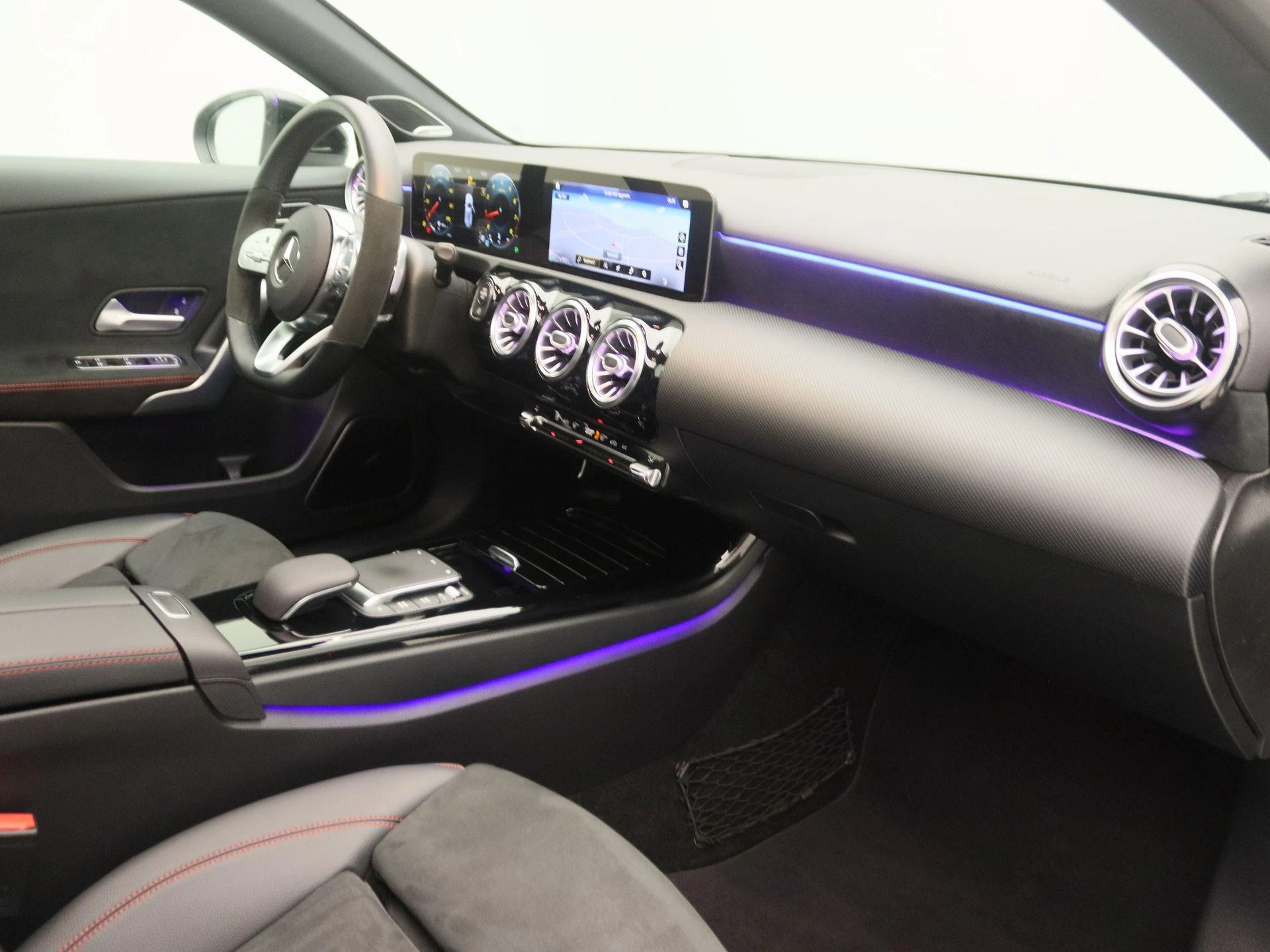 Mercedes-Benz-A-Klasse-image-22