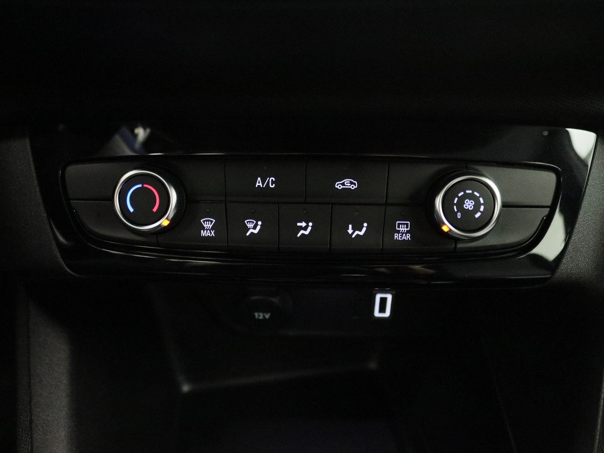 Opel-Corsa-image-10