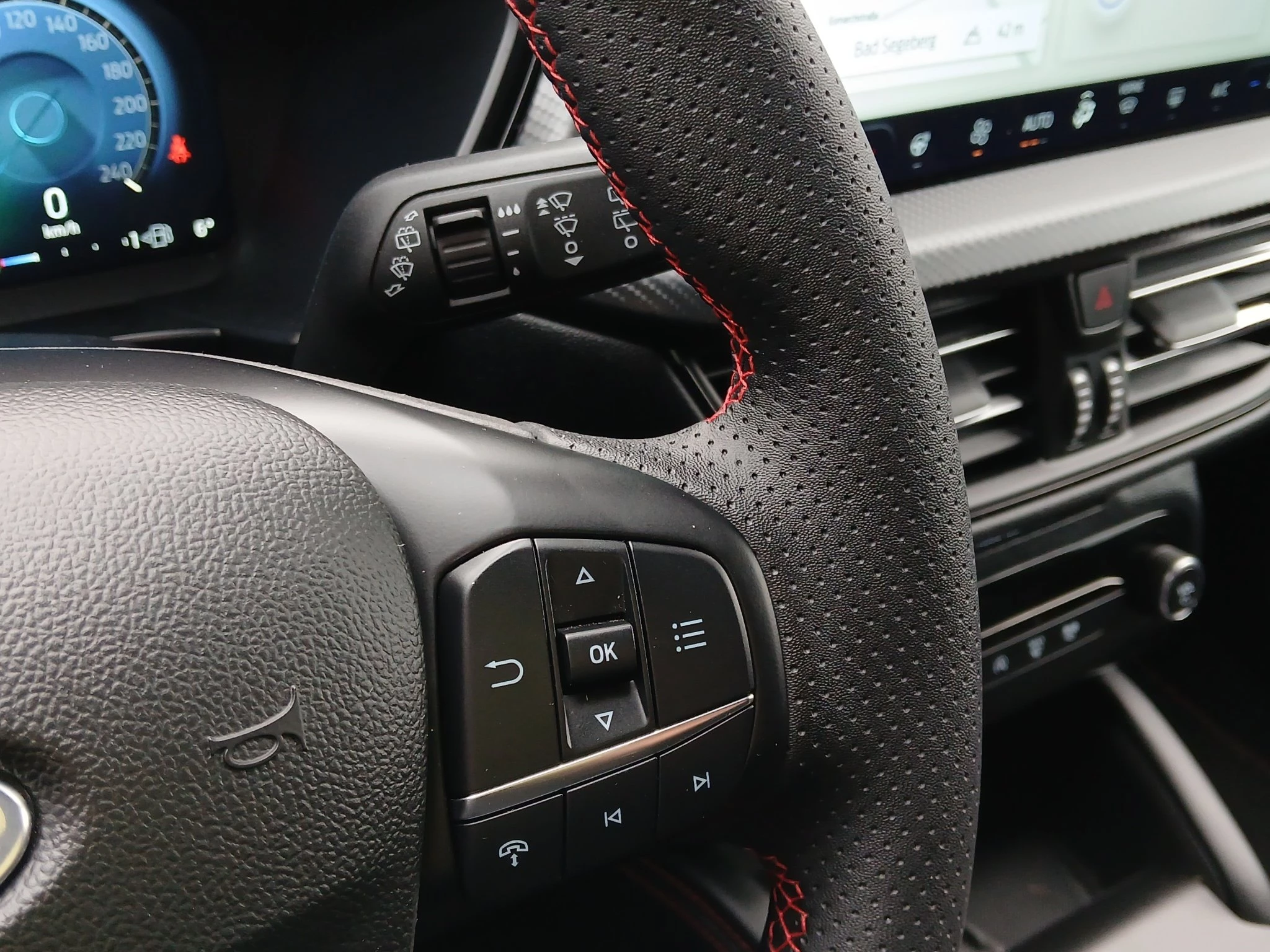 Ford Kuga ST-Line Aut.*KAM*LED-MATRIX*NAVI*GRA*WINTER-PKT.