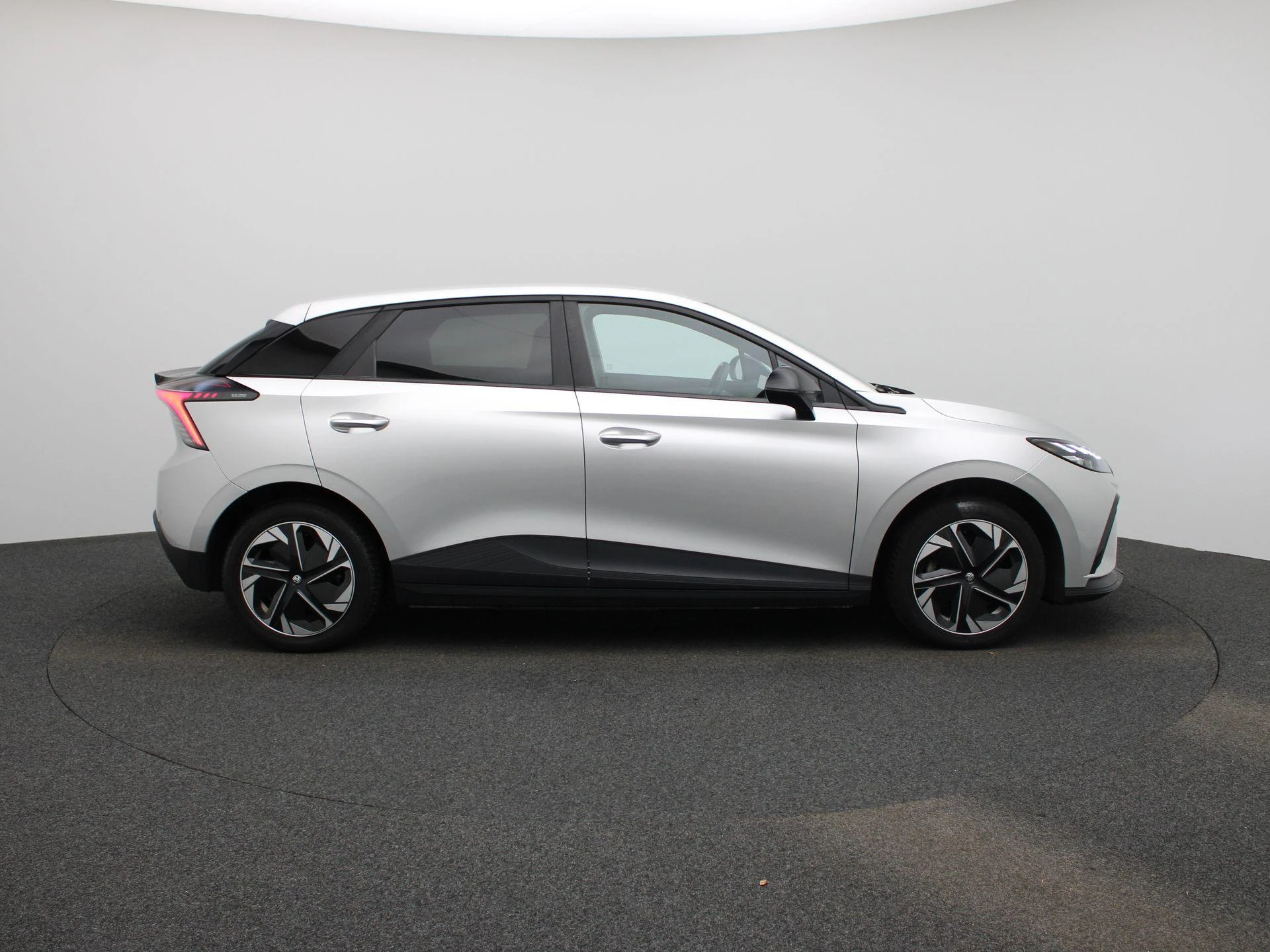 MG-MG4 EV-image-5