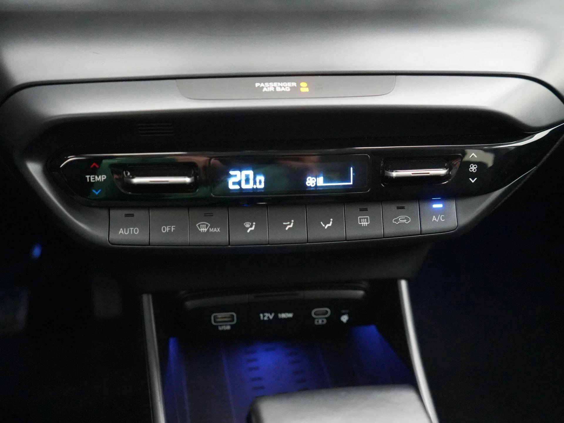 Hyundai i20 1.0 T-GDi 7-DCT 74kW Twist