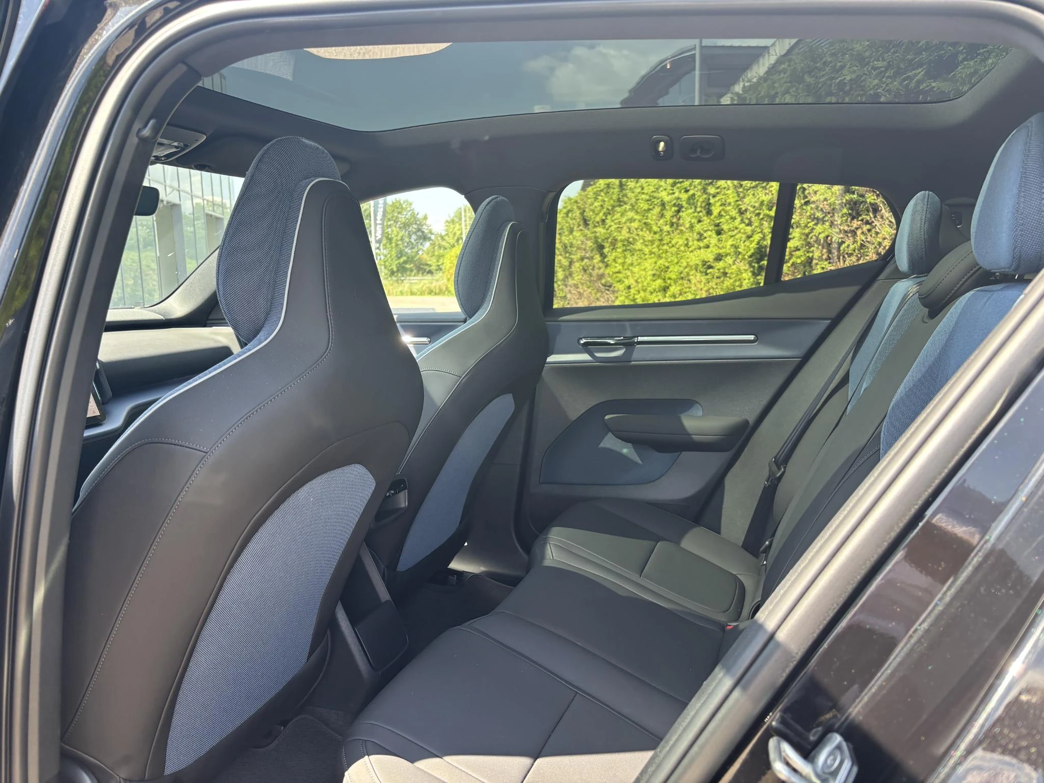 Volvo-EX30-image-10