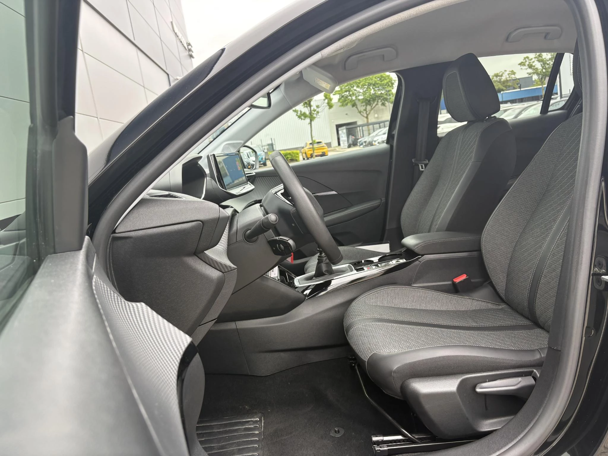 Peugeot 208 1.2 PureTech 100 Allure
