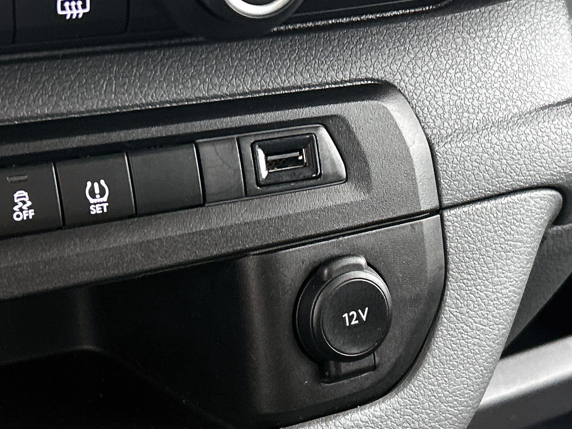 Opel-Vivaro-e-image-30